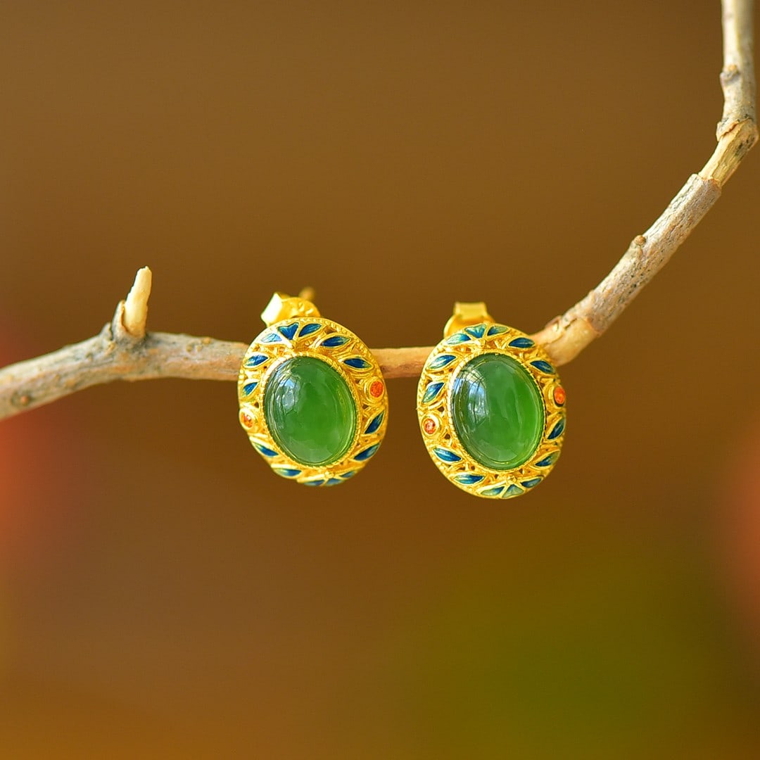 A Pair of Exquisite Sterling Silver-Gold Plated Inlaid Jasper Earrings: A Pair of Exquisite Sterling Silver-Gold Plated Inlaid Jasper Earrings 一对纯银镀金镶碧玉耳环