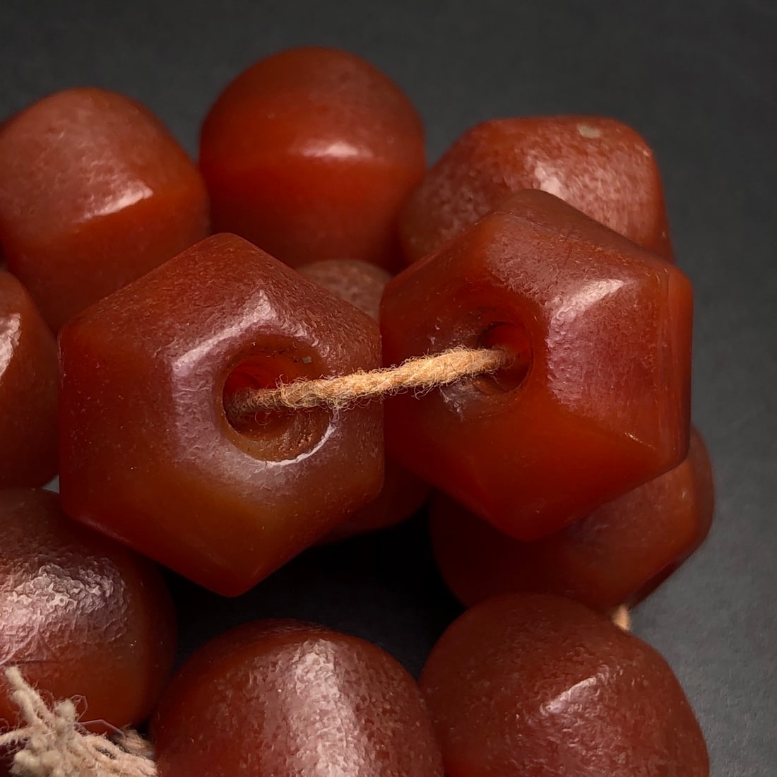 A Precious Agate Bracelets - 9