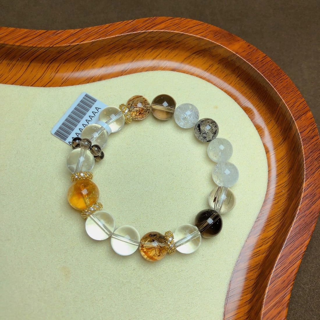 An Exquisite Crystal Bracelet: An Exquisite Crystal Bracelet,Size:0.5in,0.5in,Weight:36.8g 水晶手串