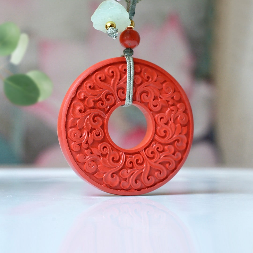 An Exquisite Cinnabar Flower Pattern Pendant - 3
