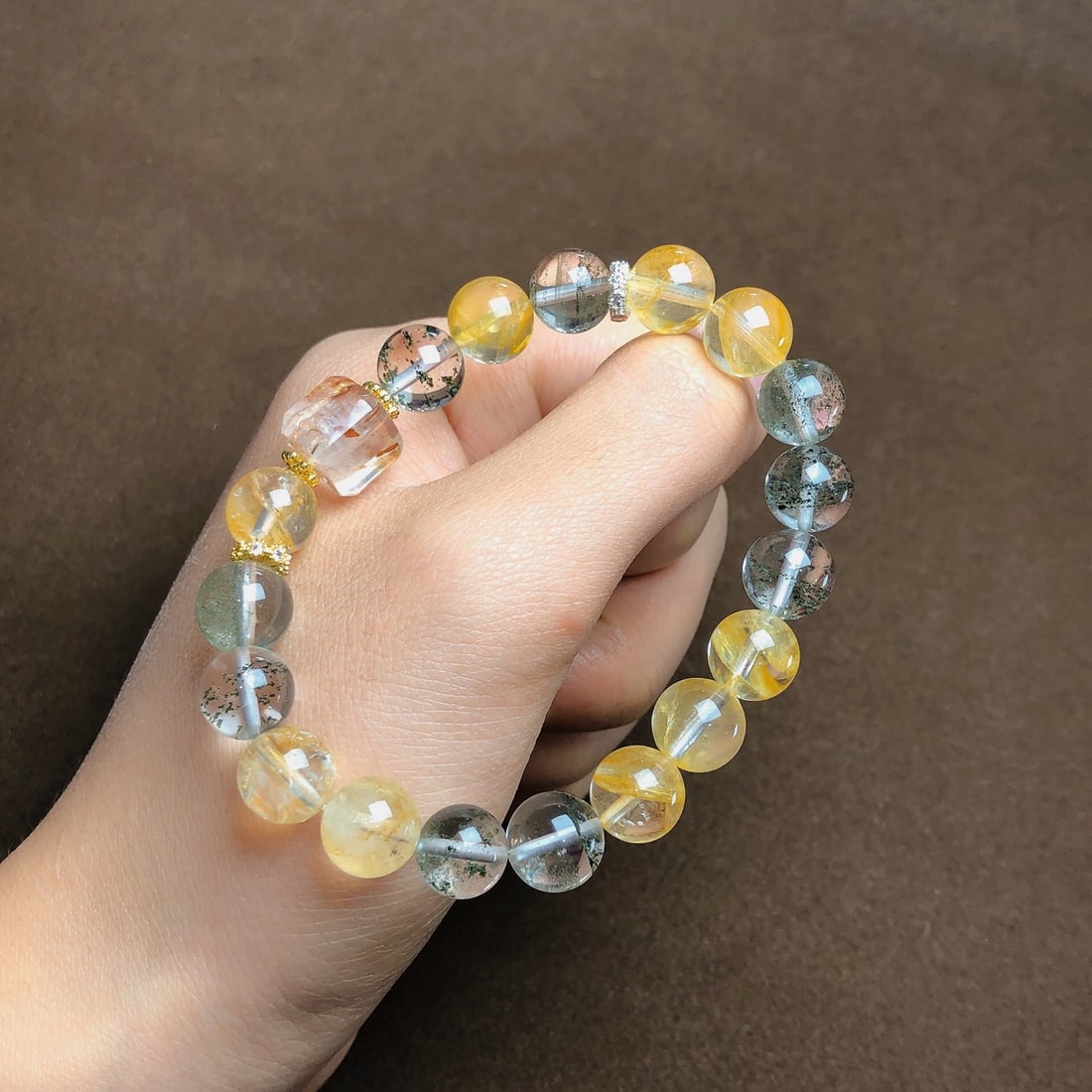 An Exquisite Crystal Bracelets - 2