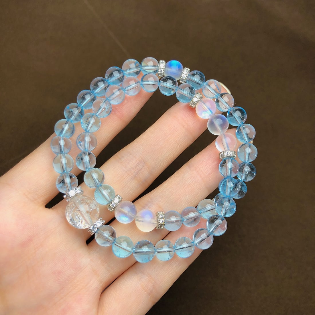 An Exquisite Crystal Bracelets: An Exquisite Crystal Bracelets,Size:0.3in,0.4in,Weight:35.7g 水晶手串