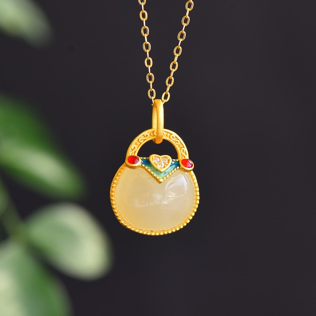 An Exquisite Sterling Silver-Gold Plated Inlaid White Jade Enamel Pendant: An Exquisite Sterling Silver-Gold Plated Inlaid White Jade Enamel Pendant 纯银镀金镶白玉珐琅吊坠