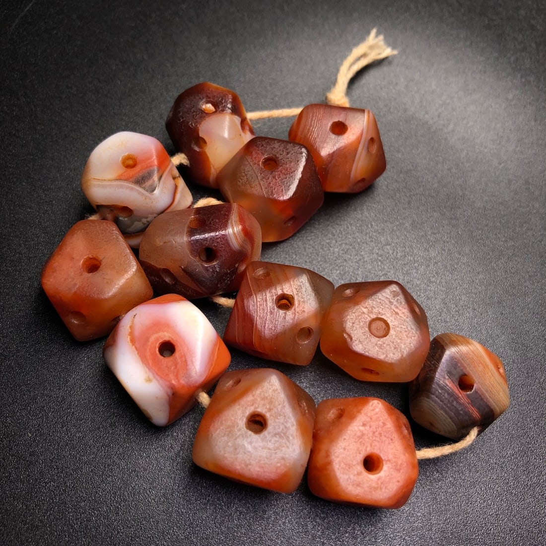 A Precious Agate Bracelets - 2