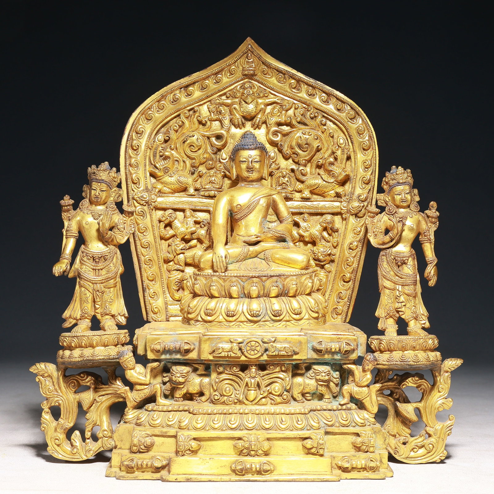 A Solemn Gilt Bronze Buddha Statue: A Solemn Gilt Bronze Buddha Statue,Qing Dynasty,China,Size:11.8inx3.9inx12.2in,Weight:7450g 铜鎏金佛像,中国清代