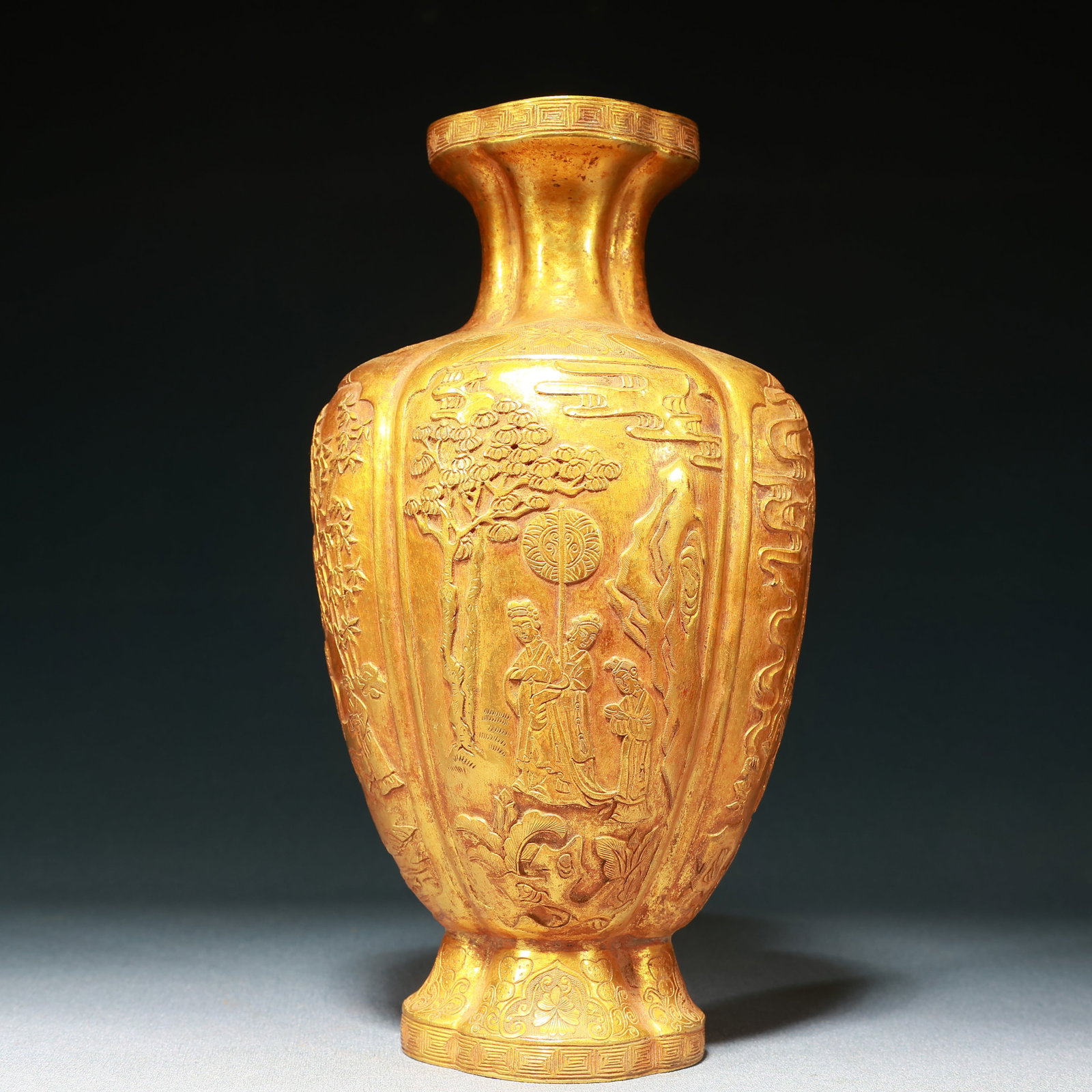 An Exquisite Gilt Bronze Character and Story Pattern Vase: An Exquisite Gilt Bronze Character and Story Pattern Vase,Qing Dynasty,China,Size:4.7inx9.4in,Weight:1150g