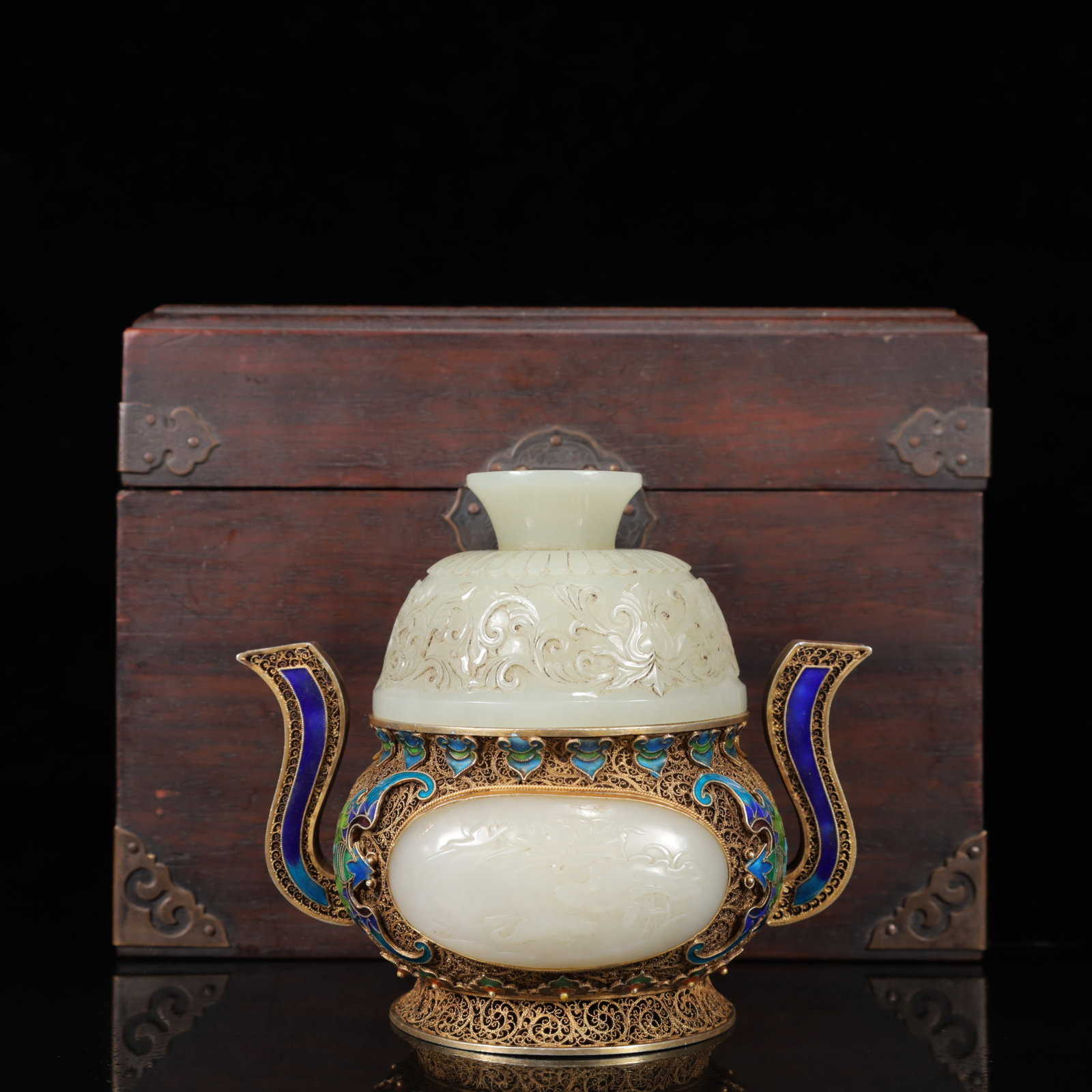 An Exquisite White Jade Inlaid Gems Flower Pattern Double-Ears Censer: An Exquisite White Jade Inlaid Gems Flower Pattern Double-Ears Censer,Qing Dynasty,China,Qianlong Four-character Mark,Size:(Censer)5.5inx4.3inx5.1in,(Box)8.7inx6.3in,Weight:450g