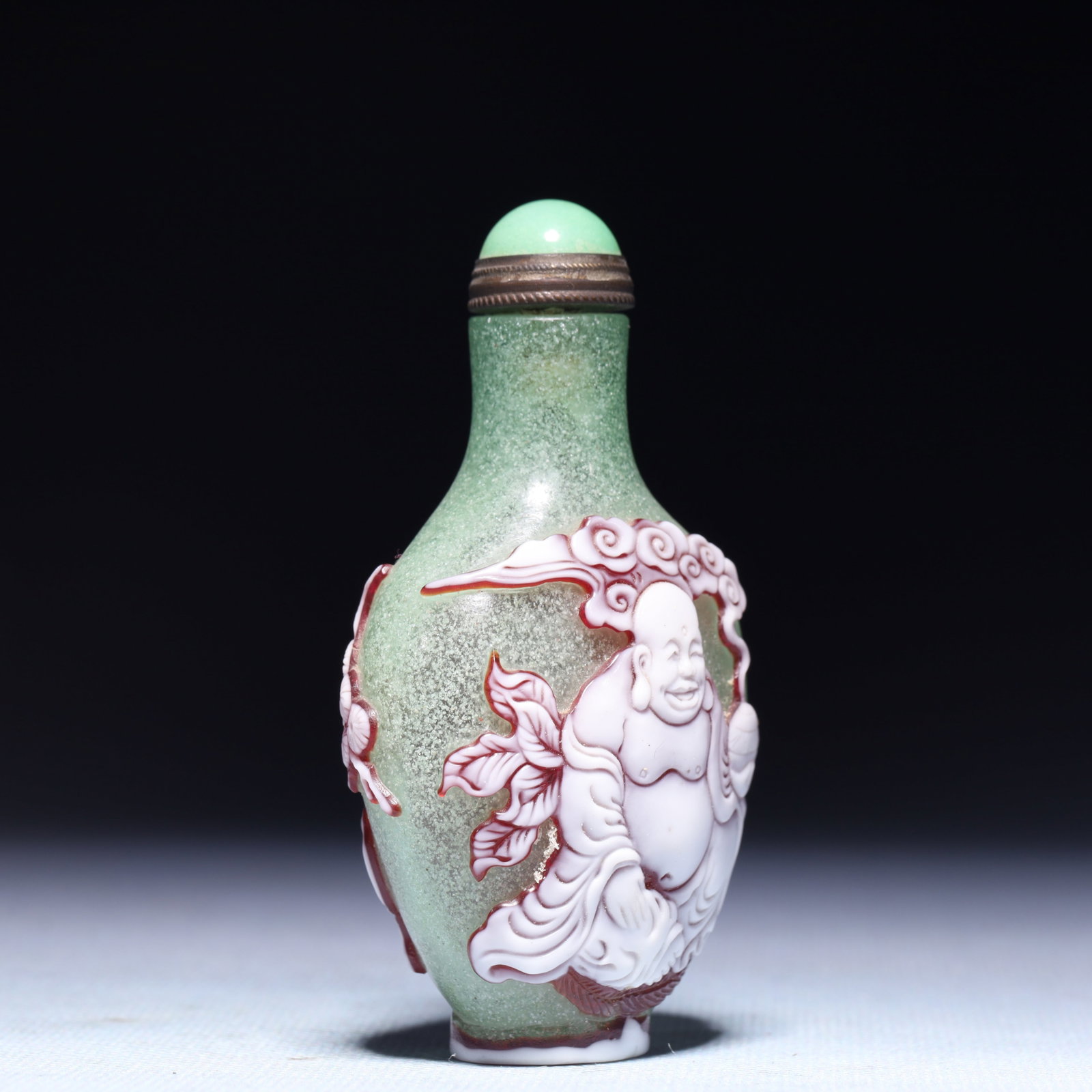 An Exquisite Glass Figure Pattern Snuff Bottle - 3