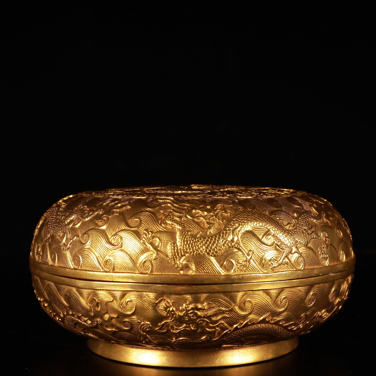 An Exquisite Gilt Bronze Dragon Pattern Box with Cover - 8