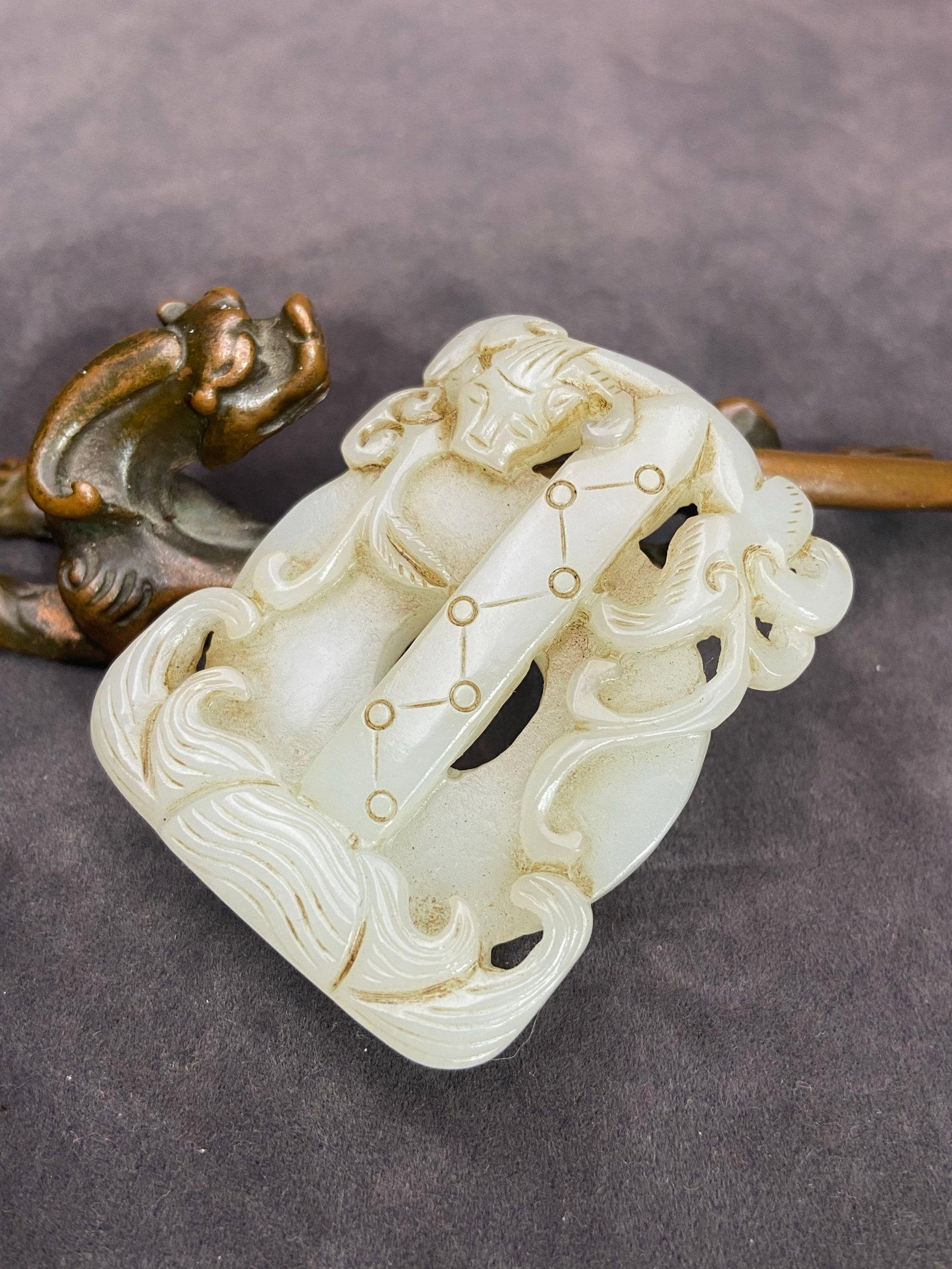 An Exquisite White Jade Chi-Dragon Pattern Pendant - 3