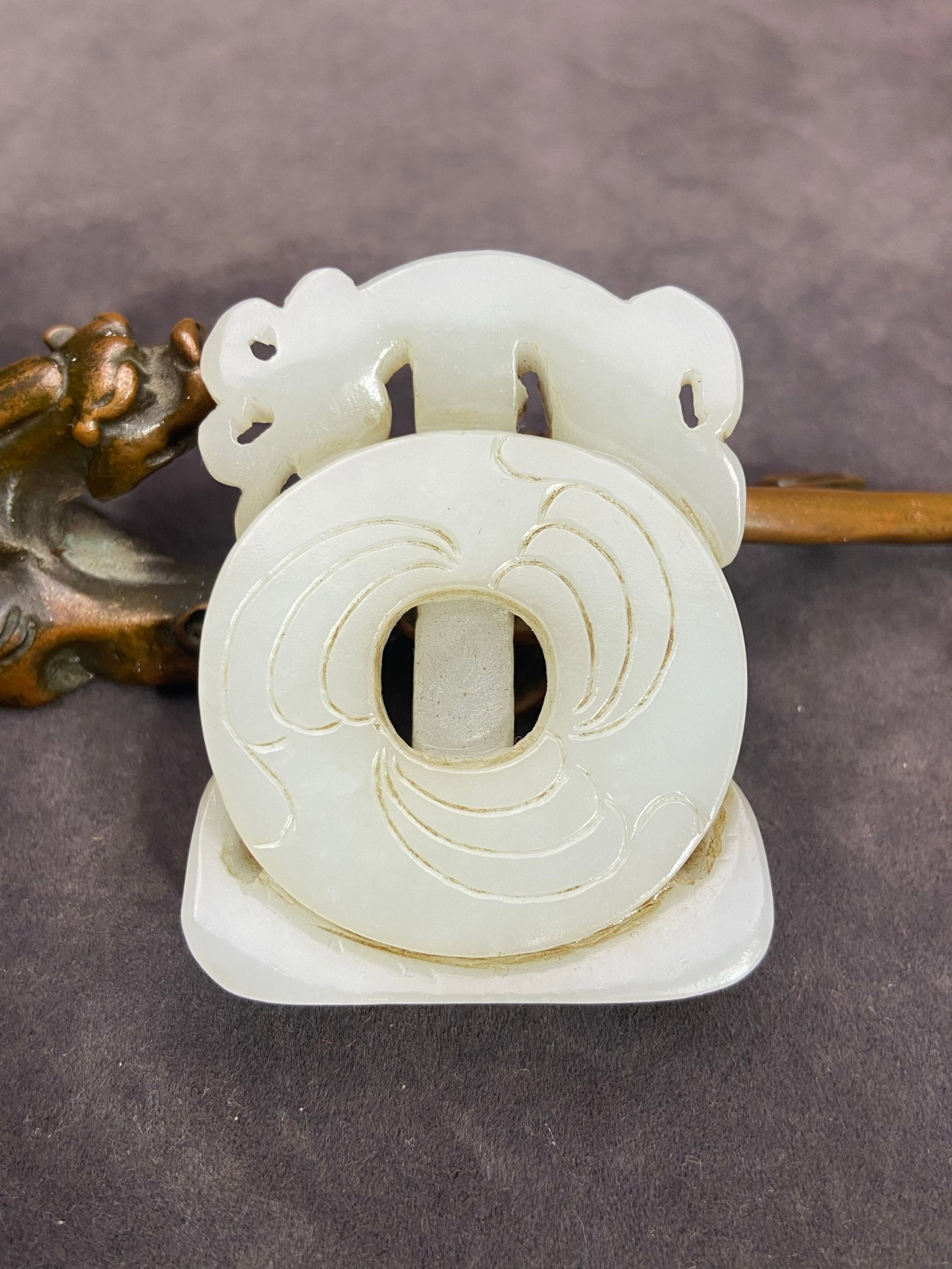An Exquisite White Jade Chi-Dragon Pattern Pendant - 4