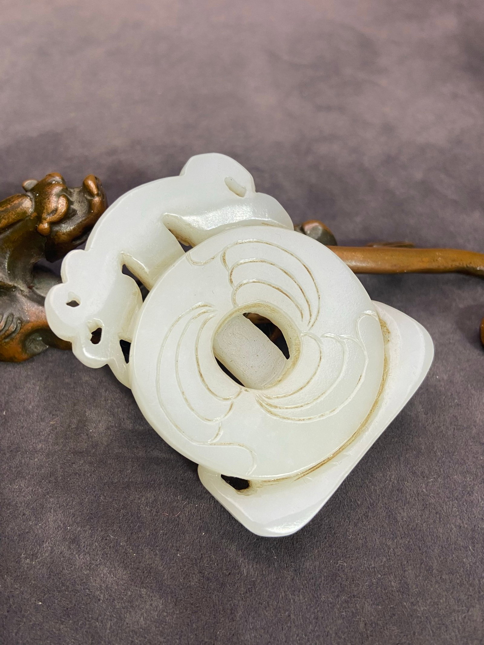 An Exquisite White Jade Chi-Dragon Pattern Pendant - 5