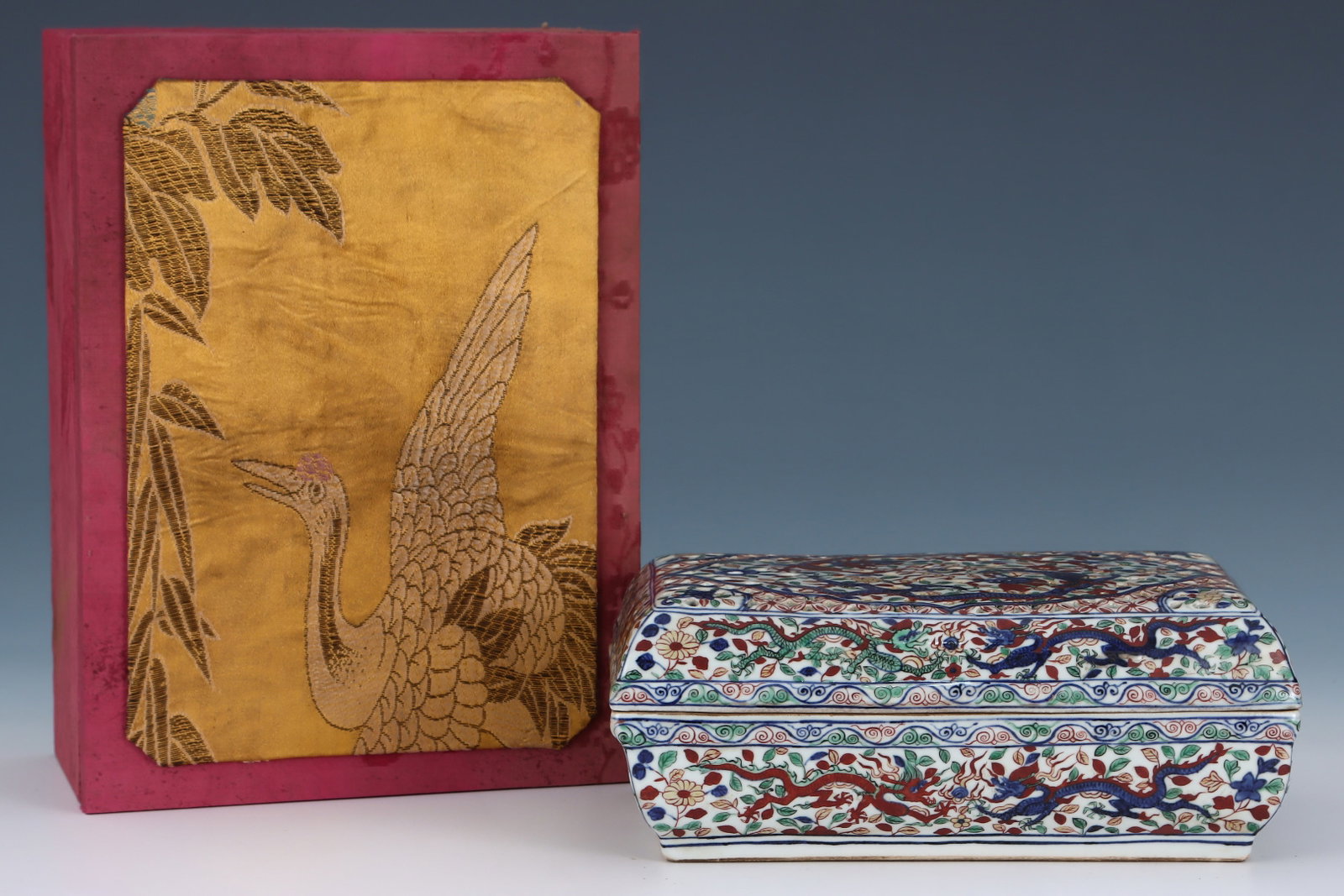 An Exquisite Wucai Hollow Dragon and Phoenix Pattern Box with Cover: An Exquisite Wucai Hollow Dragon and Phoenix Pattern Box with Cover,Ming Dynasty,China,Wanli Six-character Mark,Size:4.2inx11.2in