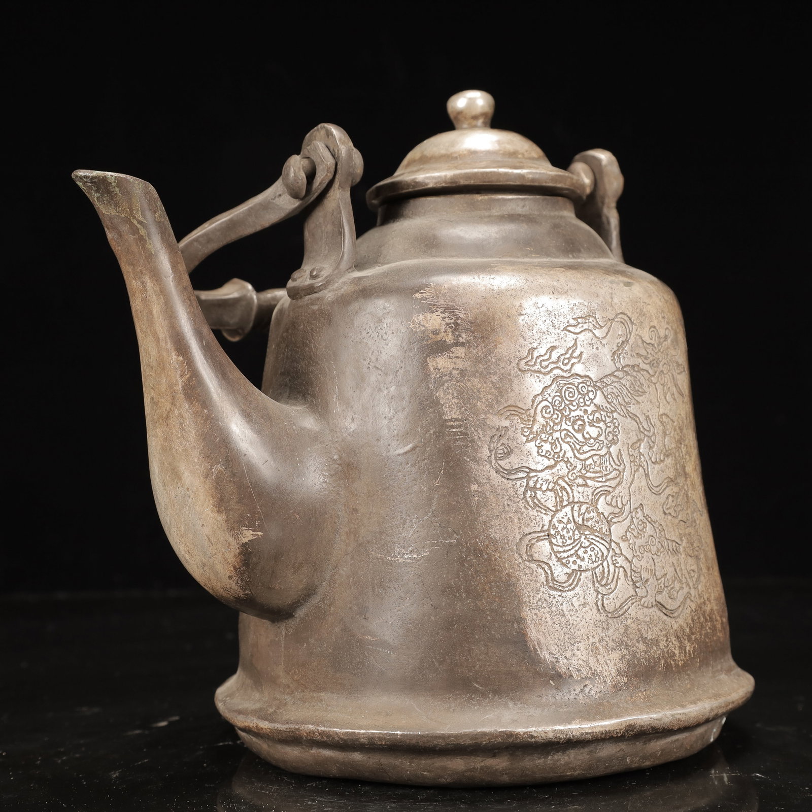 An Exquisite Silver-Plated Bronze Auspicious Beast Pattern Ewer - 4