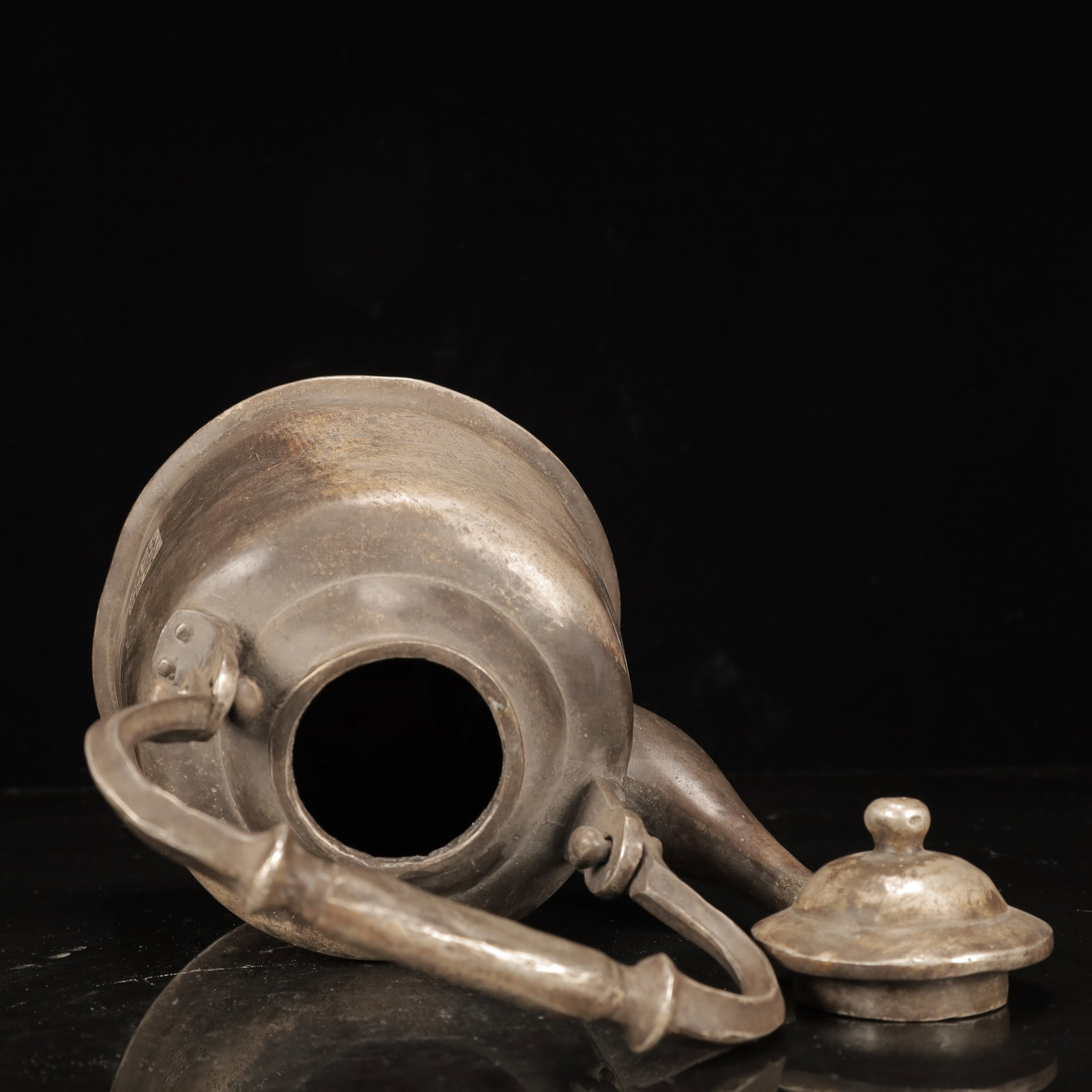 An Exquisite Silver-Plated Bronze Auspicious Beast Pattern Ewer - 8
