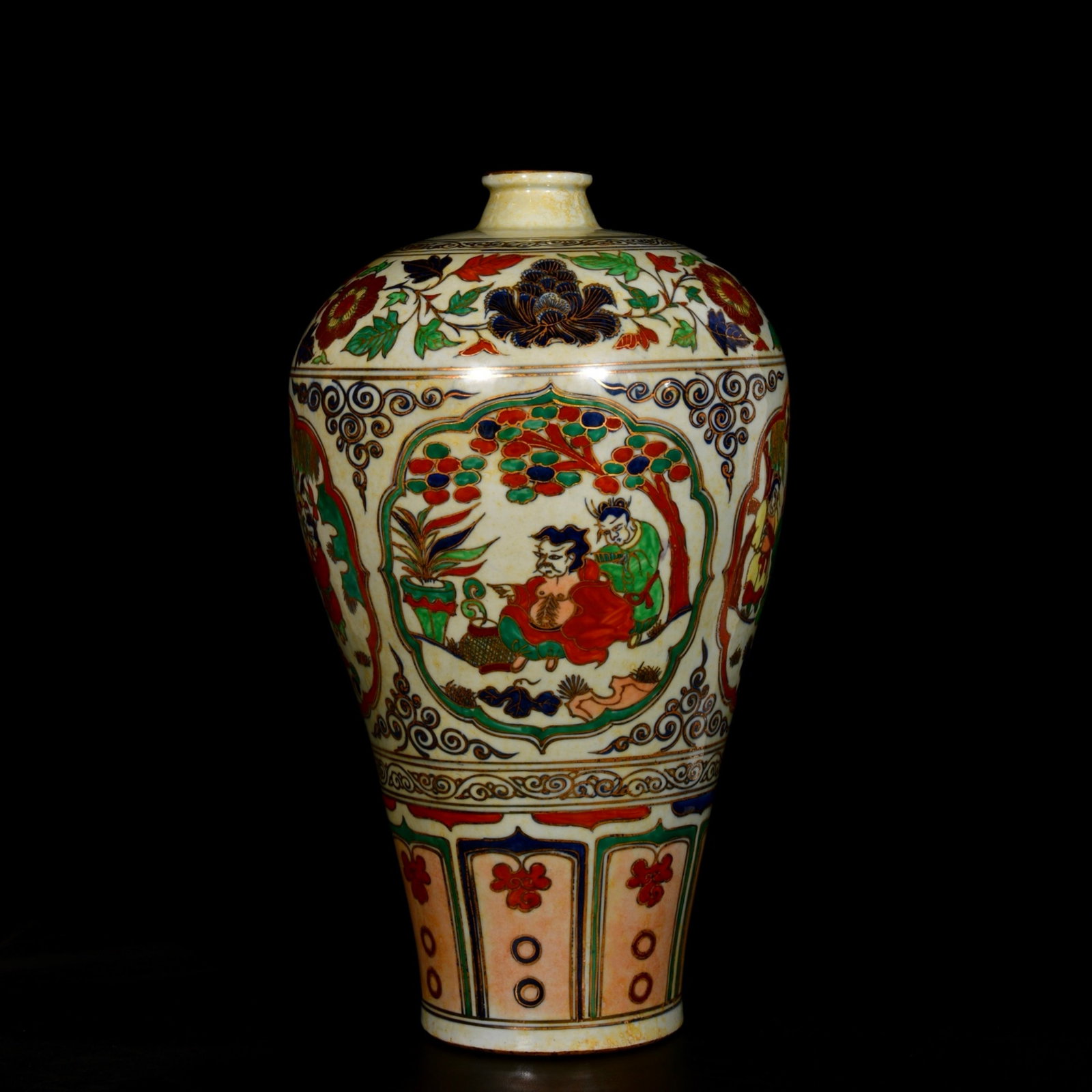 A Huge Wucai Painted Gold Character and Story Pattern Vase: A Huge Wucai Painted Gold Character and Story Pattern Vase,Yuan Dynasty, China,Size:16.9inx10.2in