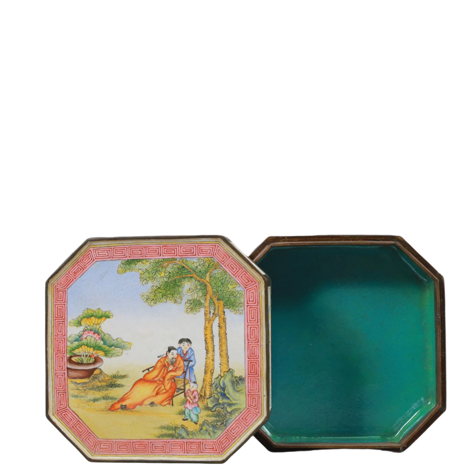 An Exquisite Painted Enamel Figure Pattern Cover Box - 6
