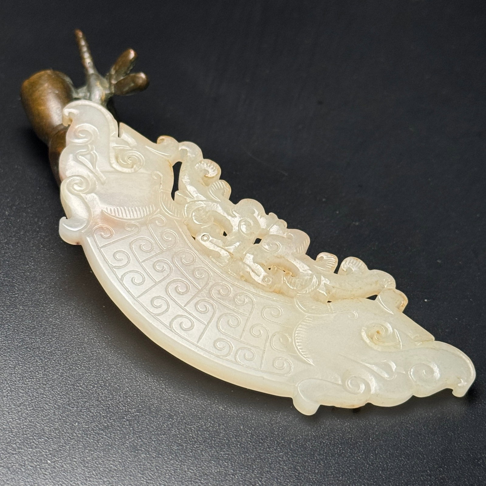 An Exquisite White Jade Auspicious Beast Pattern Pendant - 5