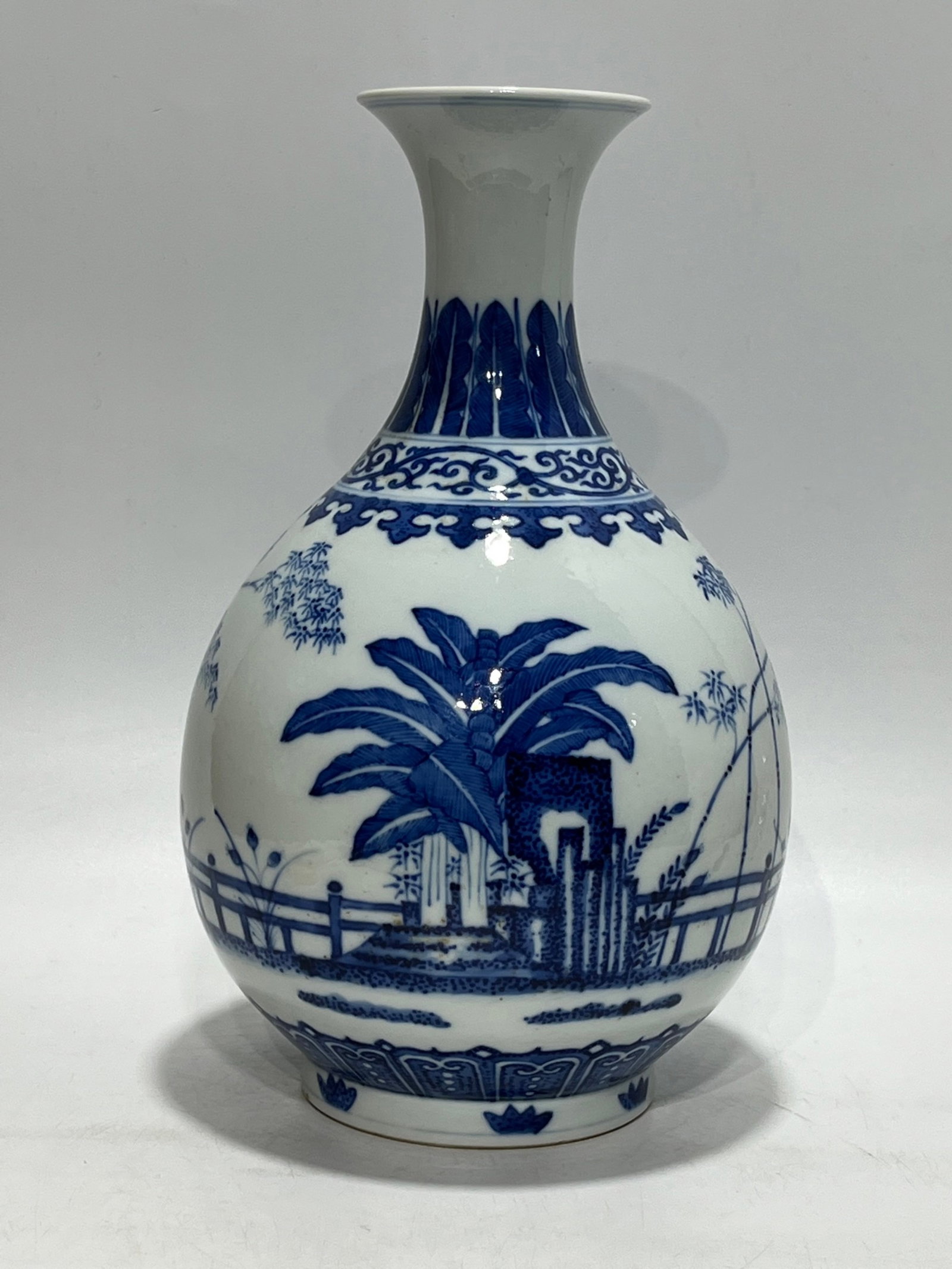 A Rare Blue and White Banana Leaf and Bamboo Pattern Vase (1 of 10)