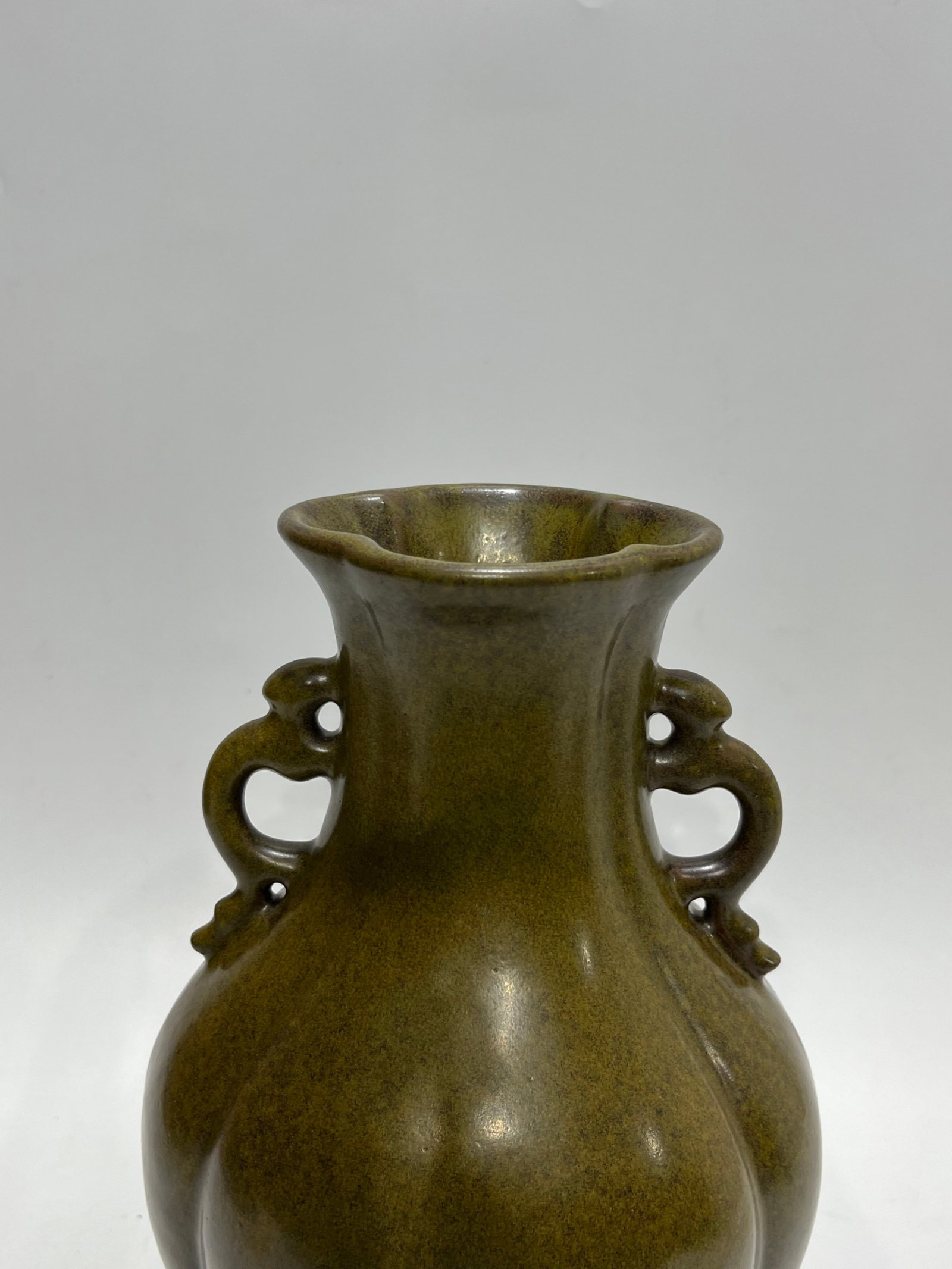 A Rare Teadust Glazed Double-Ears Vase - 3