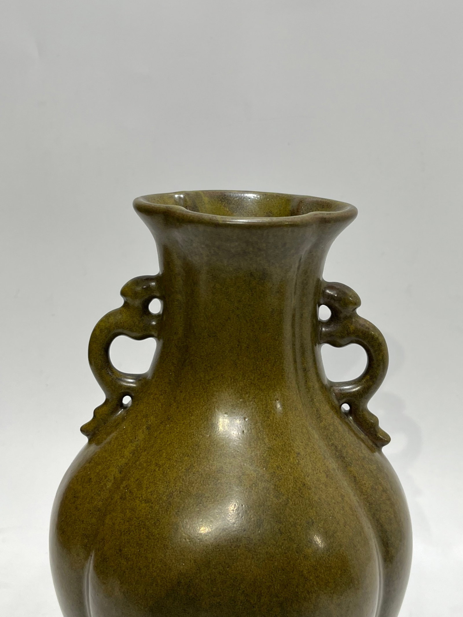 A Rare Teadust Glazed Double-Ears Vase - 6