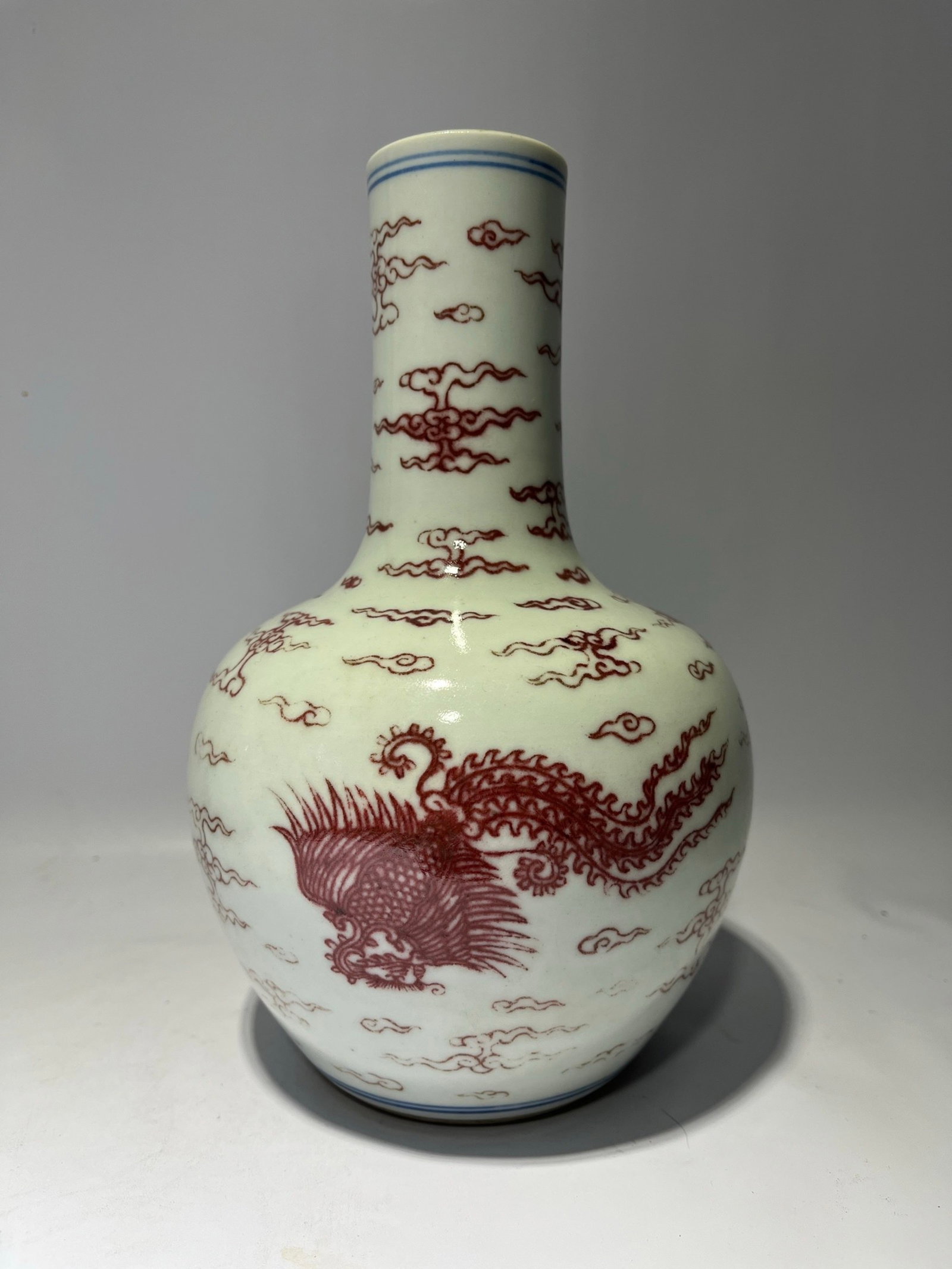 An Exquisite Underglaze-Red Auspicious Cloud and Phoenix Pattern Vase - 3