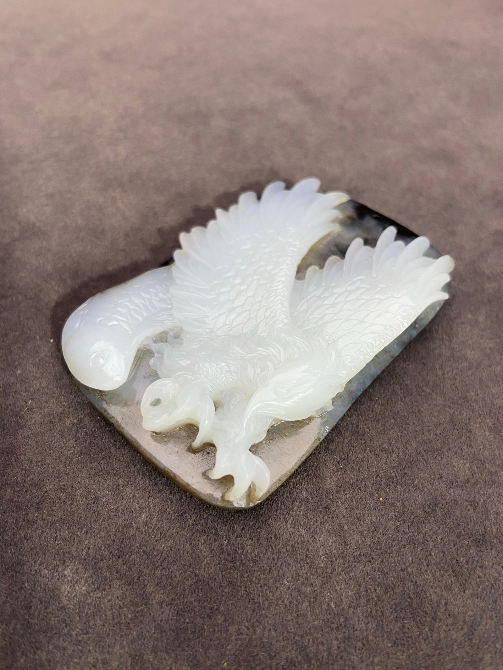 An Exquisite White Jade Eagle Pattern Pendant - 4