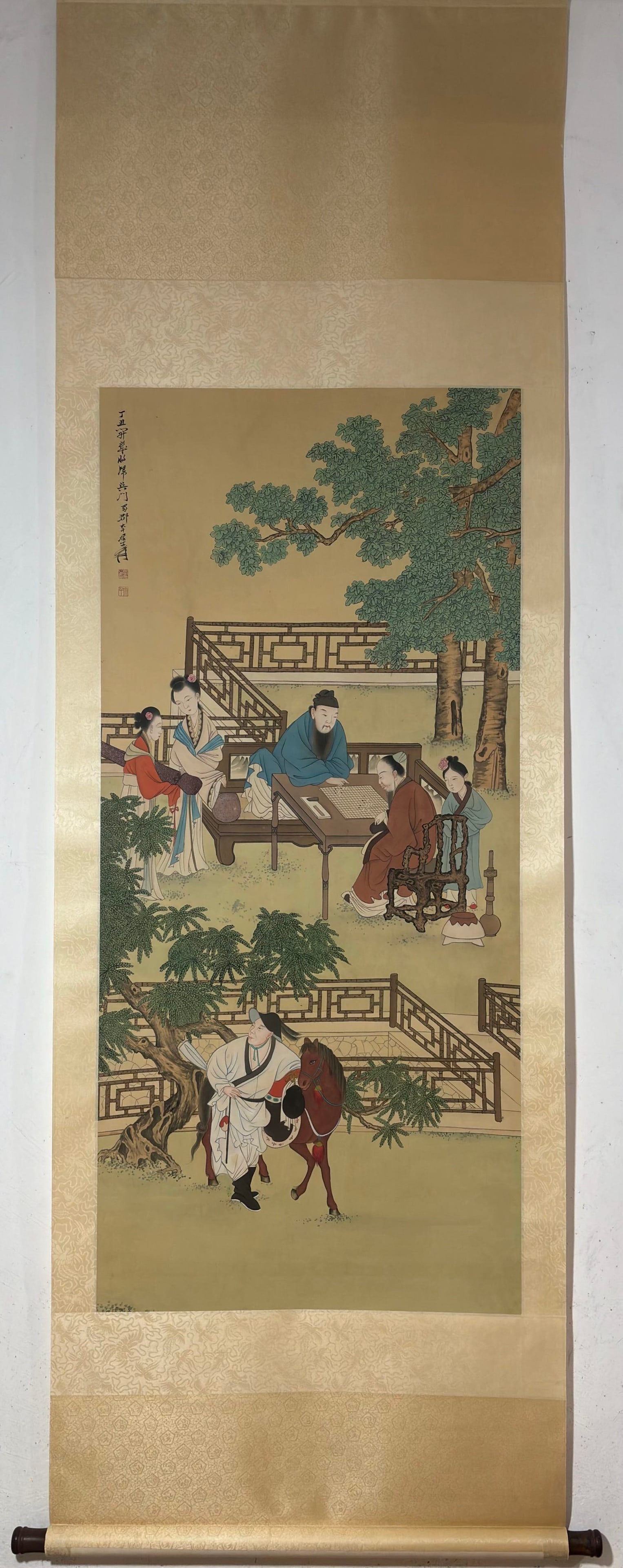 A Chinese Vertical Scroll Ink Painting of Character and Story on Silk,Zhang Daqian: A Chinese Vertical Scroll Ink Painting of Character and Story on Silk,Zhang Daqian,Size:(Without frame)53.7inx24.6in 一幅中国水墨绢本人物