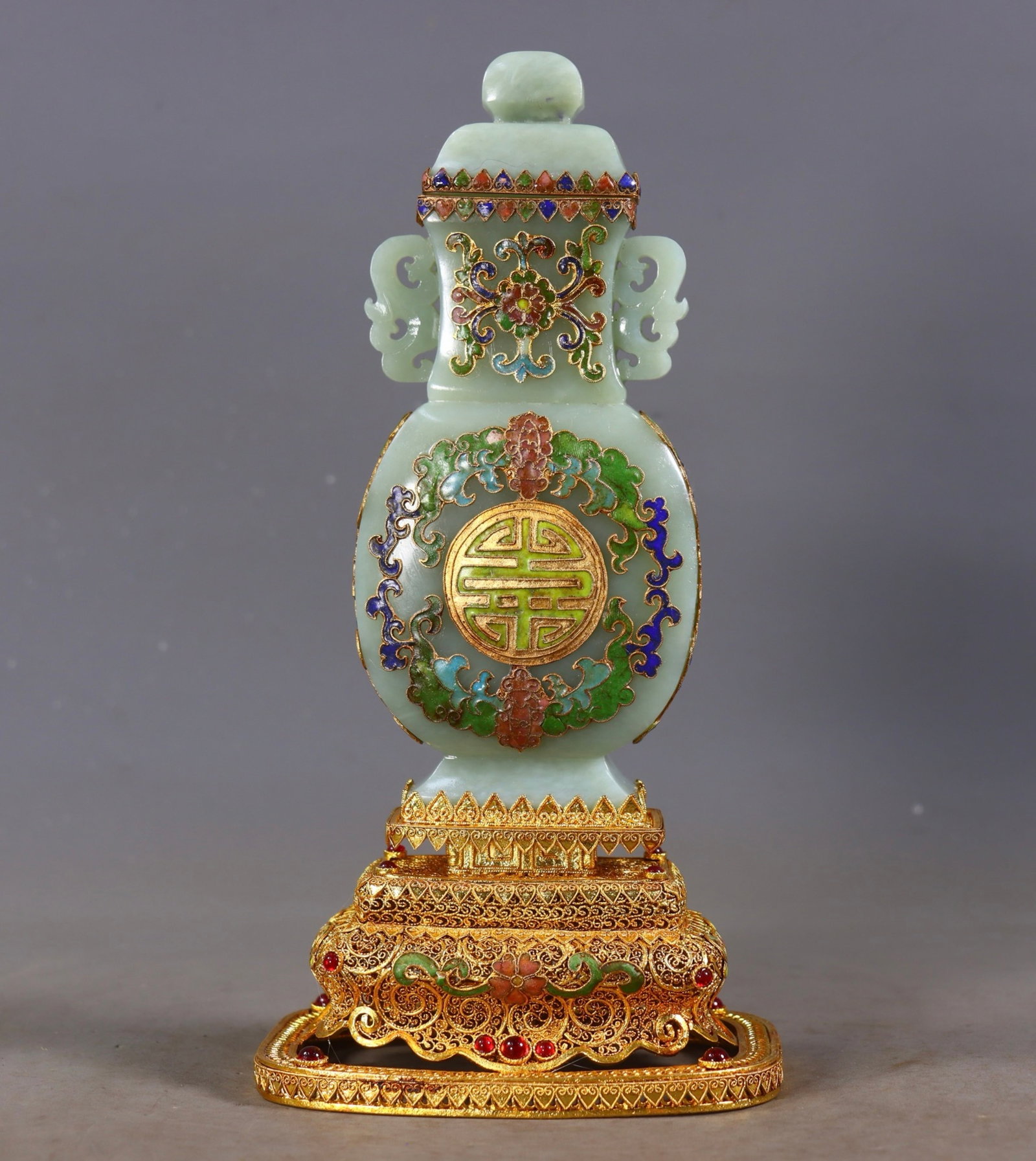 An Exquisite Filigree and Gilding Inlaid White Jade Bats and Peach Pattern Double-Ears Bottle,Inlaid: An Exquisite Filigree and Gilding Inlaid White Jade Bats and Peach Pattern Double-Ears Bottle,Inlaid Gems,Qing Dynasty,China,Qianlong Four-character Mark,Size:9.4inx4.7inx3.5in,Weight:574g