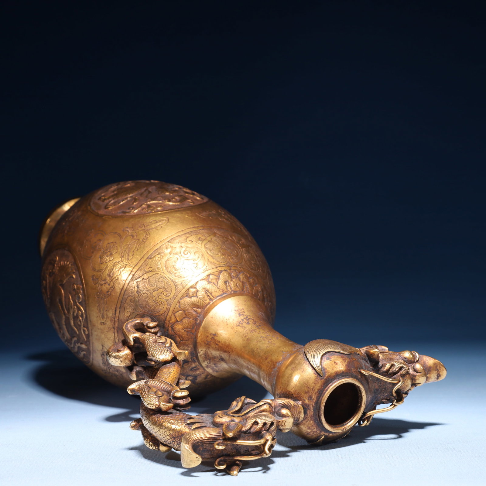 An Exquisite Gilt Bronze Auspicious Beast Pattern Ewer - 10