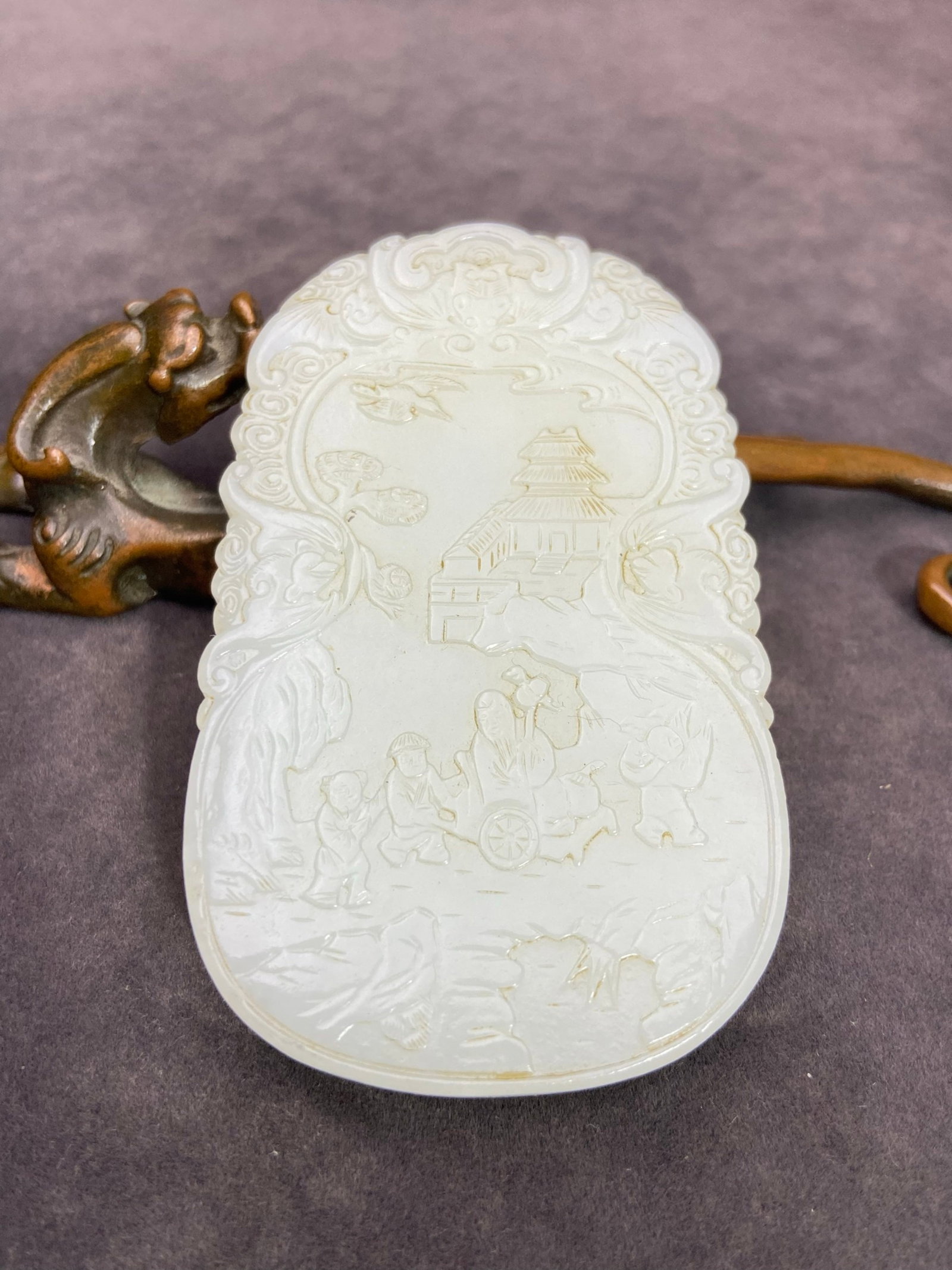 An Exquisite White Jade Bats Figure Pattern Pendant - 4
