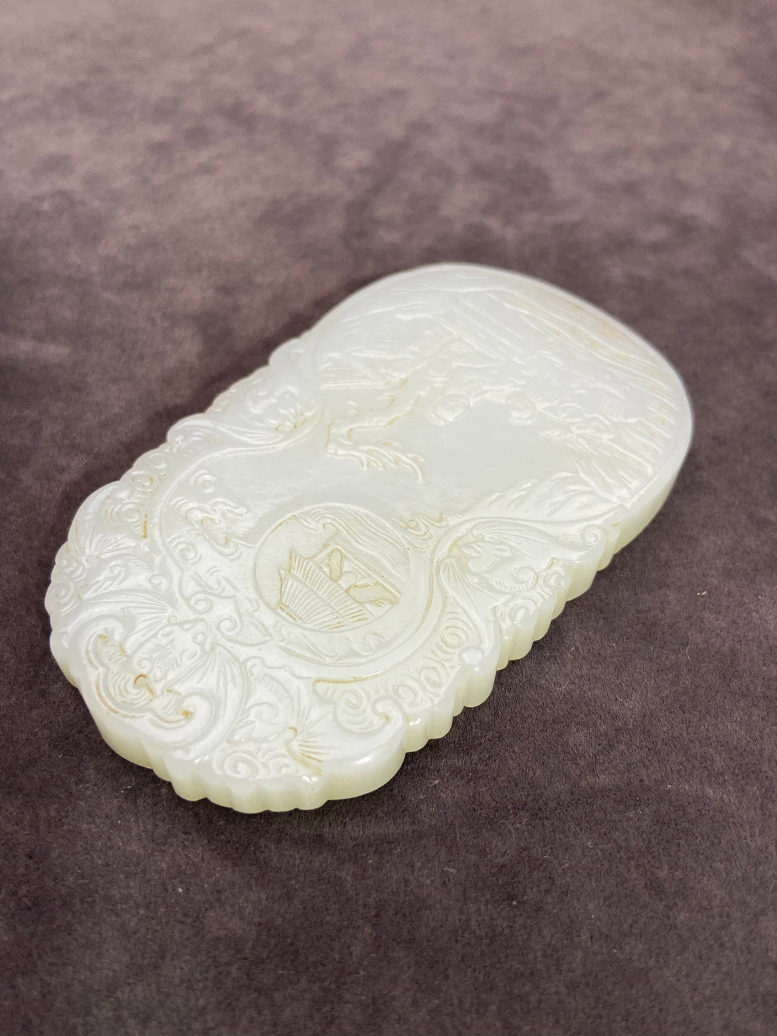 An Exquisite White Jade Bats Figure Pattern Pendant - 7