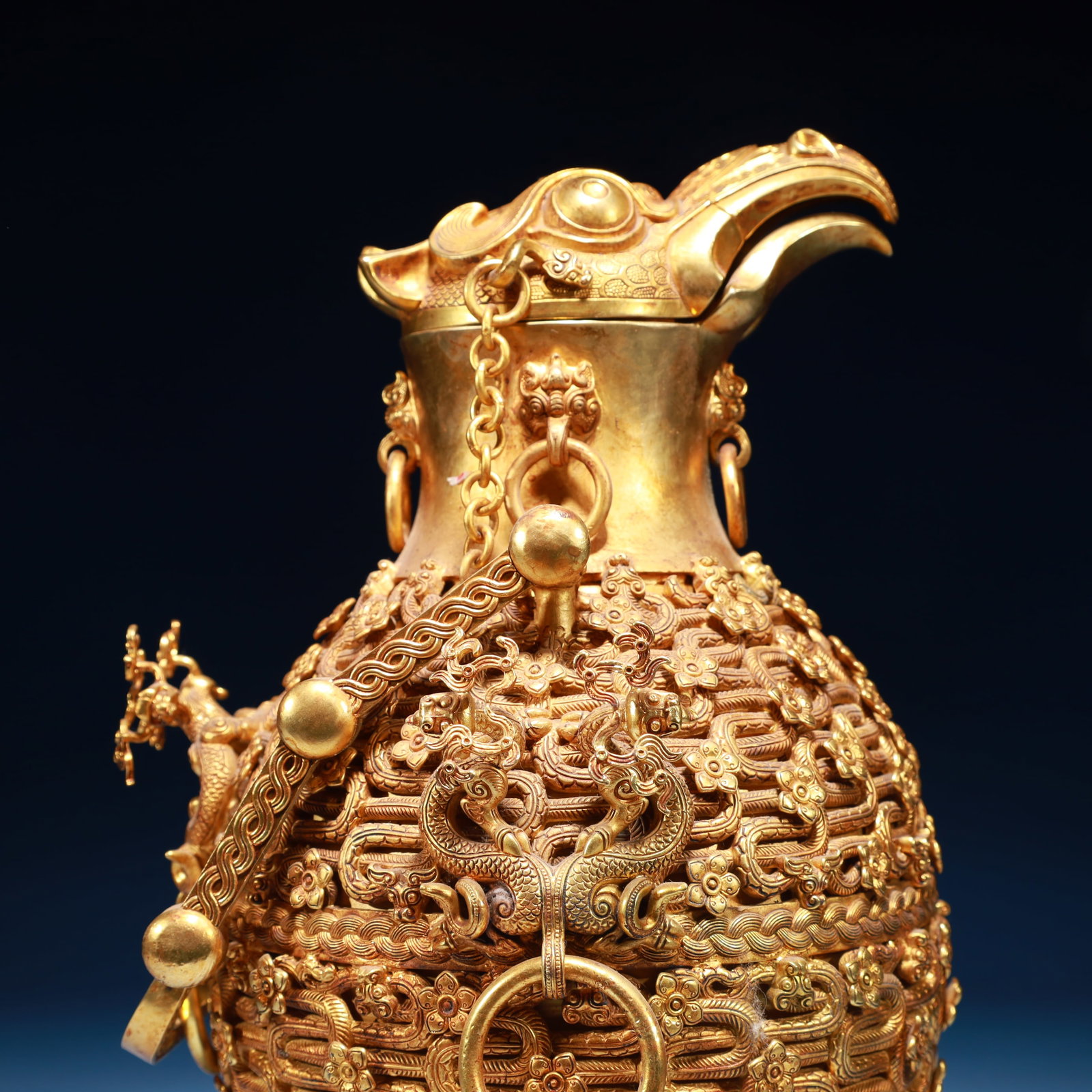 An Exquisite Gilt Bronze Dragon Pattern Ewer - 2