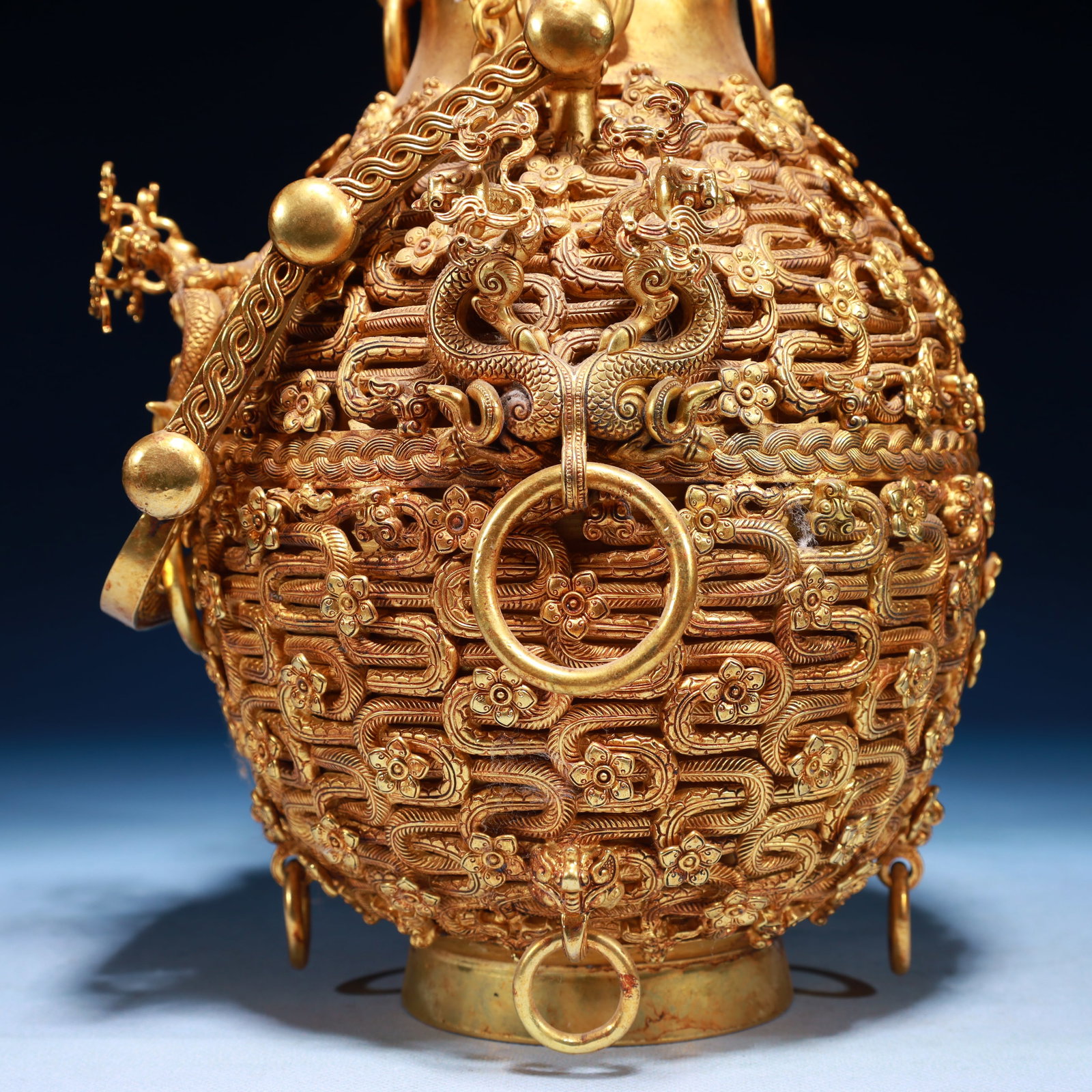 An Exquisite Gilt Bronze Dragon Pattern Ewer - 3