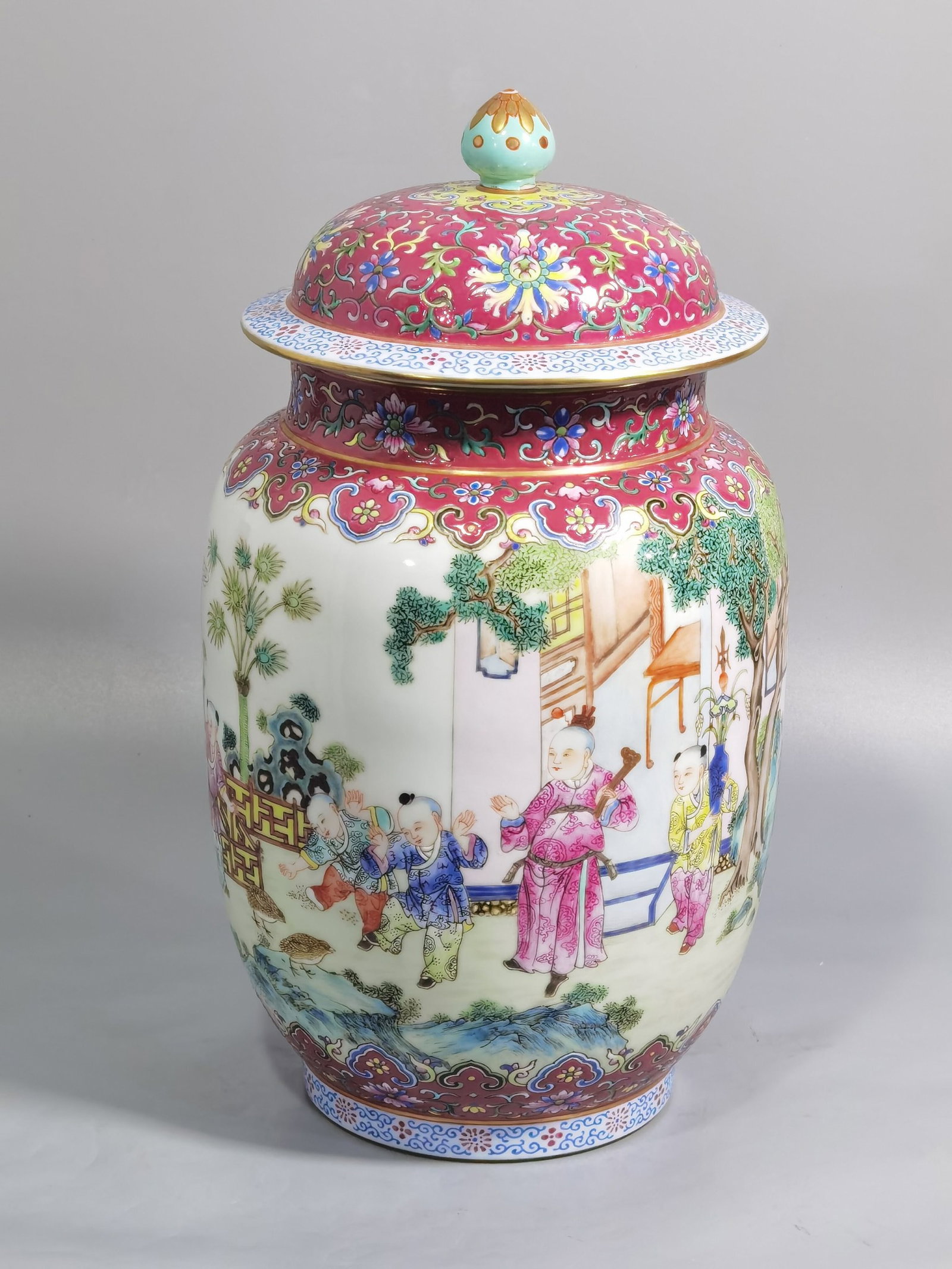 An Exquisite Ruby Red-Glazed Famille-Rose Character and Story Pattern Jar with Cover: An Exquisite Ruby Red-Glazed Famille-Rose Character and Story Pattern Jar with Cover,Qing Dynasty,China,Jiaqing Six-character Mark,Size:11.1inx6.3in