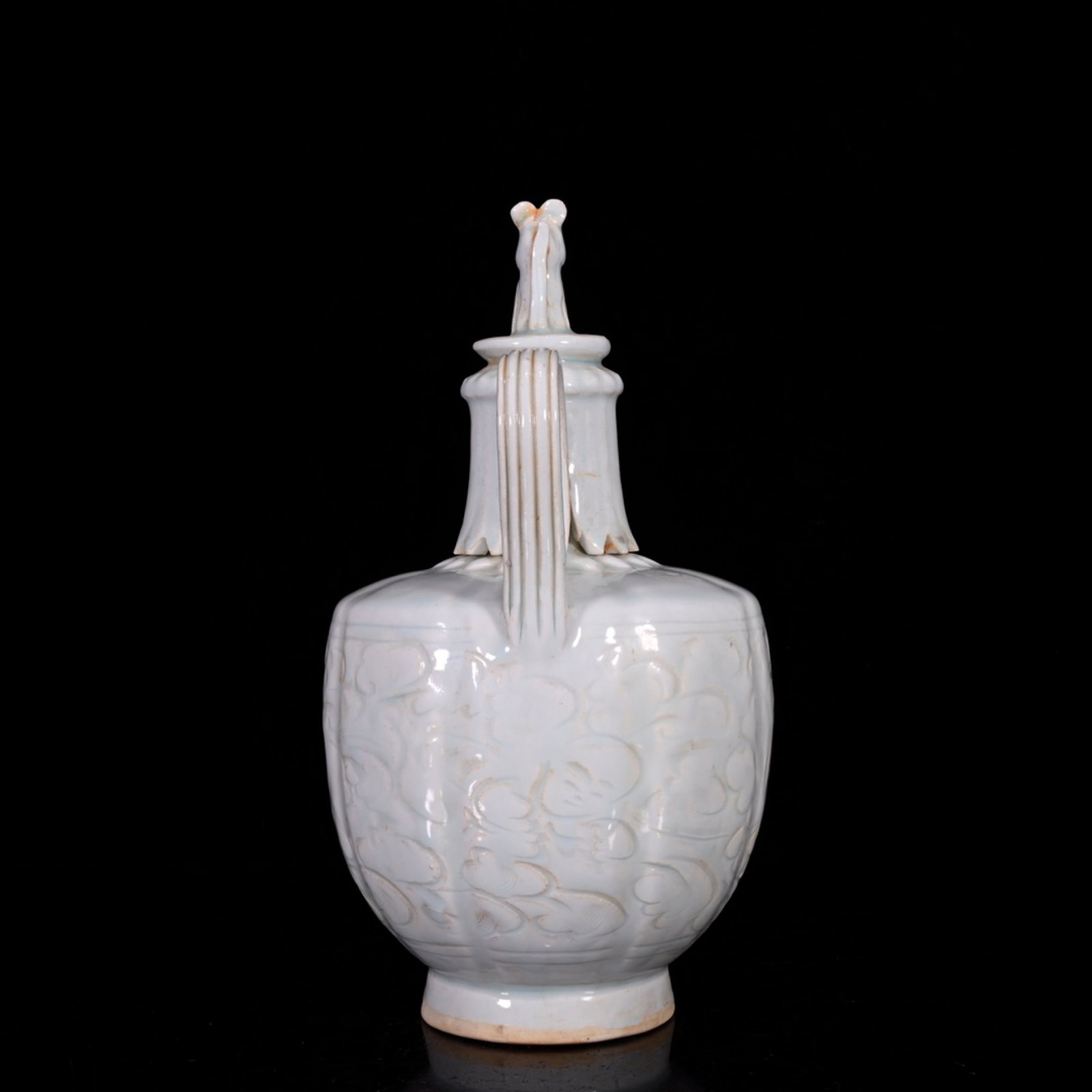 An Exquisite Shadow Blue Glazed Flower Pattern Ewer - 2
