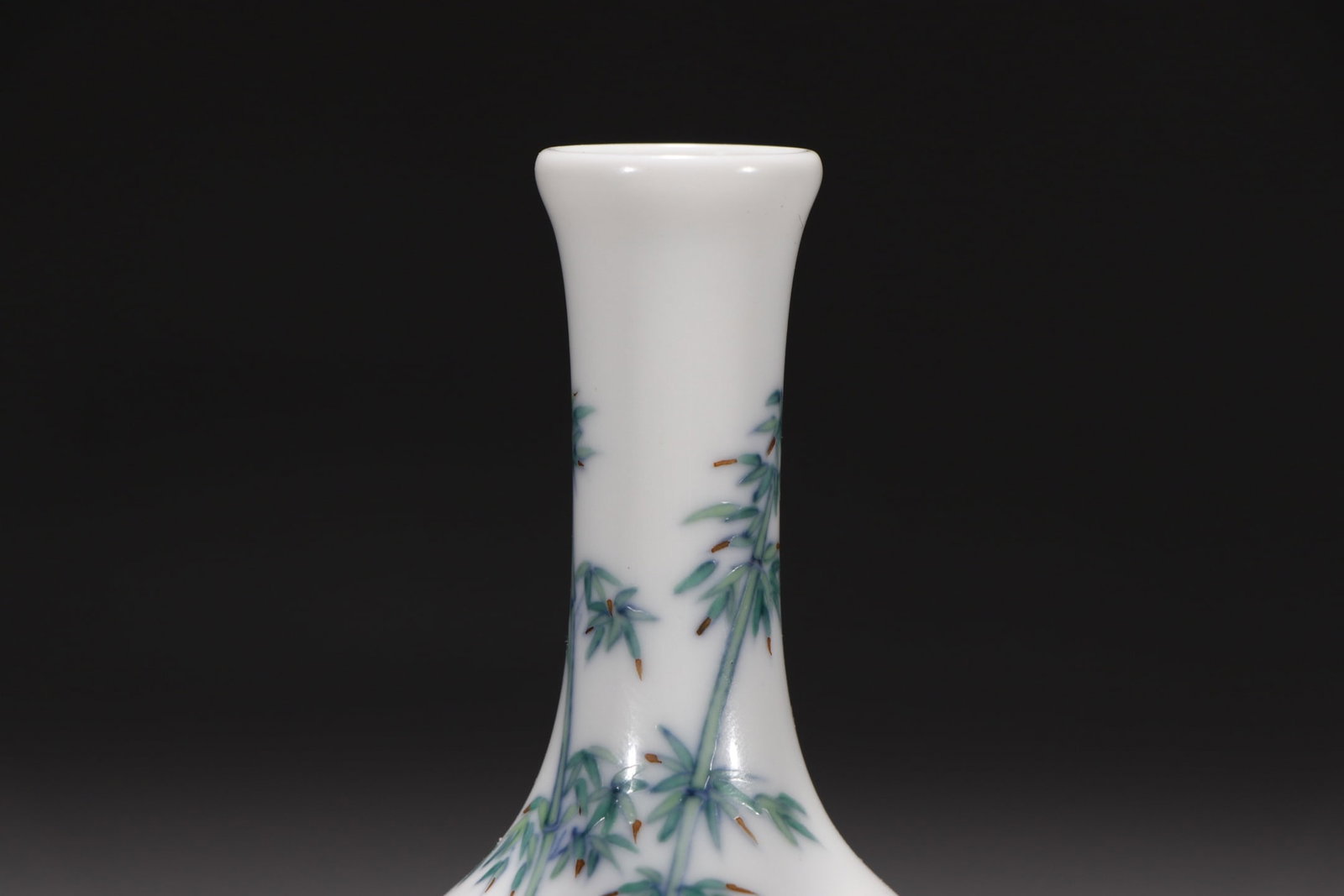 An Exquisite Doucai Bamboo Pattern Vase - 2