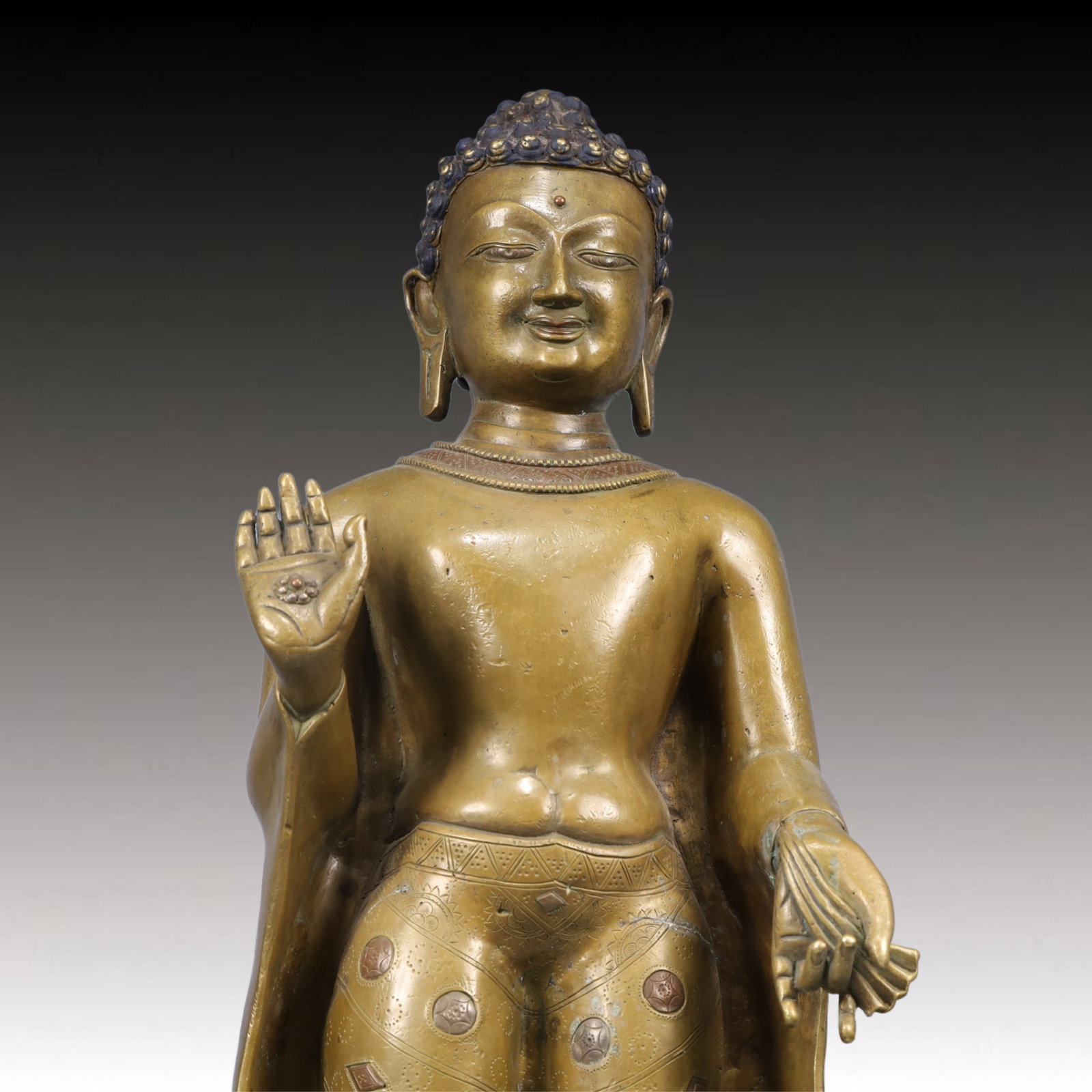 A Solemn Gilt Bronze Statue of Sakyamuni - 2