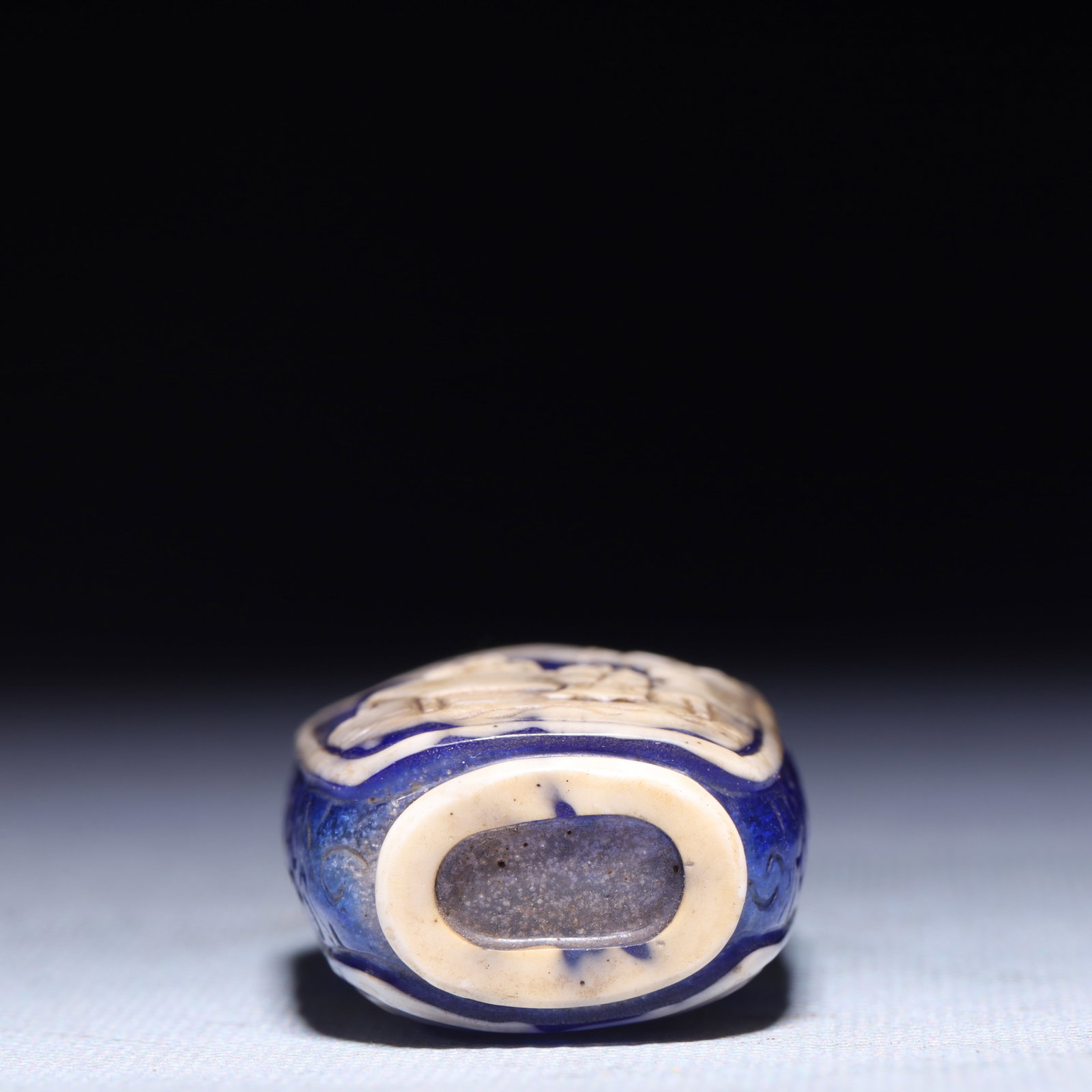 An Exquisite Glass Figure Pattern Snuff Bottle - 8