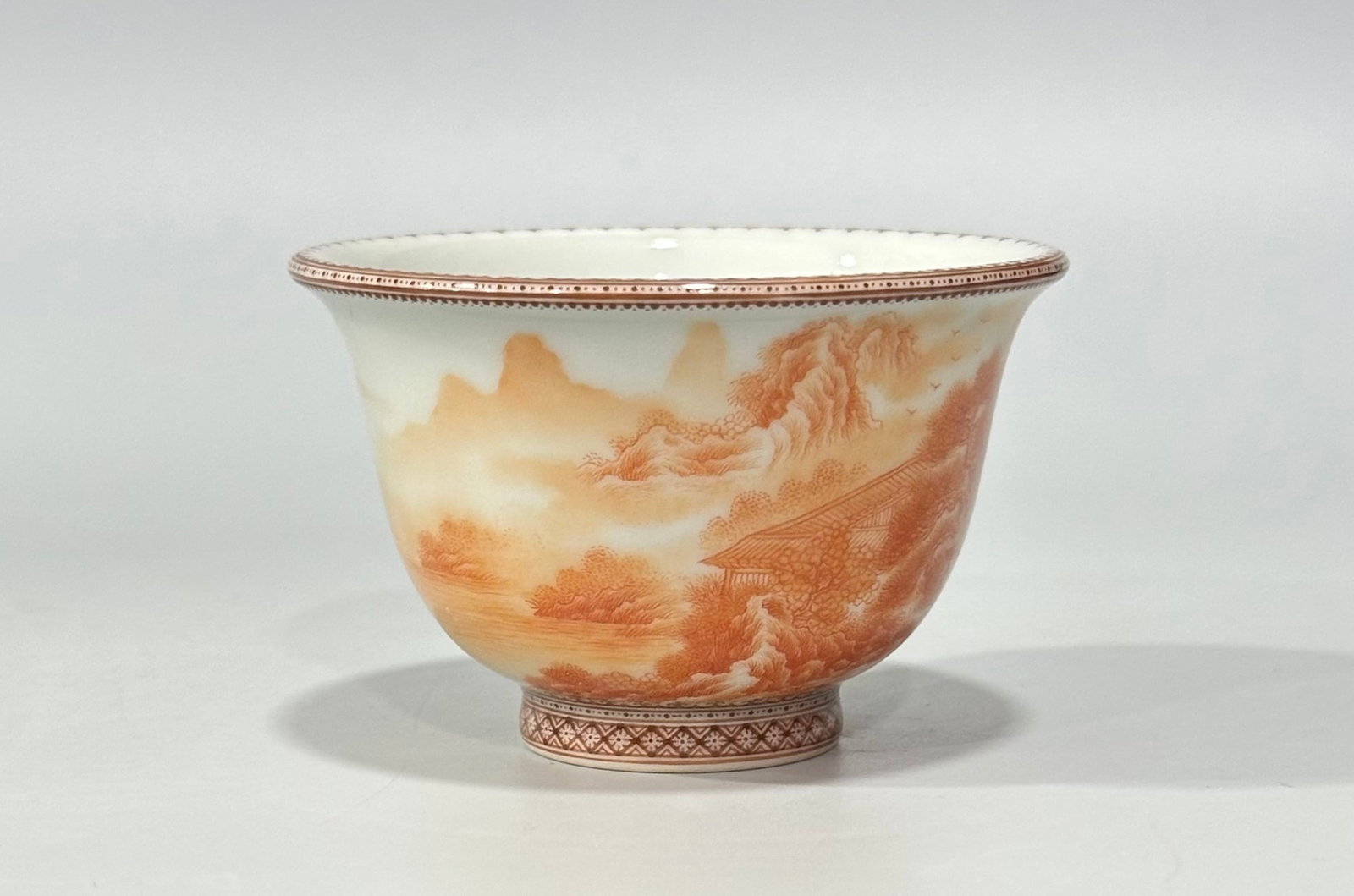 An Exquisite Iron-Red Landscape Pattern Cup - 2