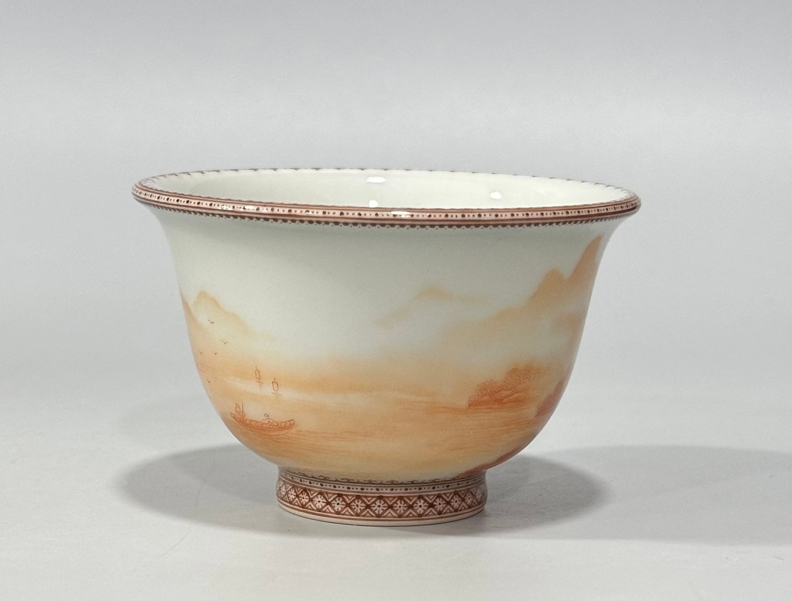 An Exquisite Iron-Red Landscape Pattern Cup - 3