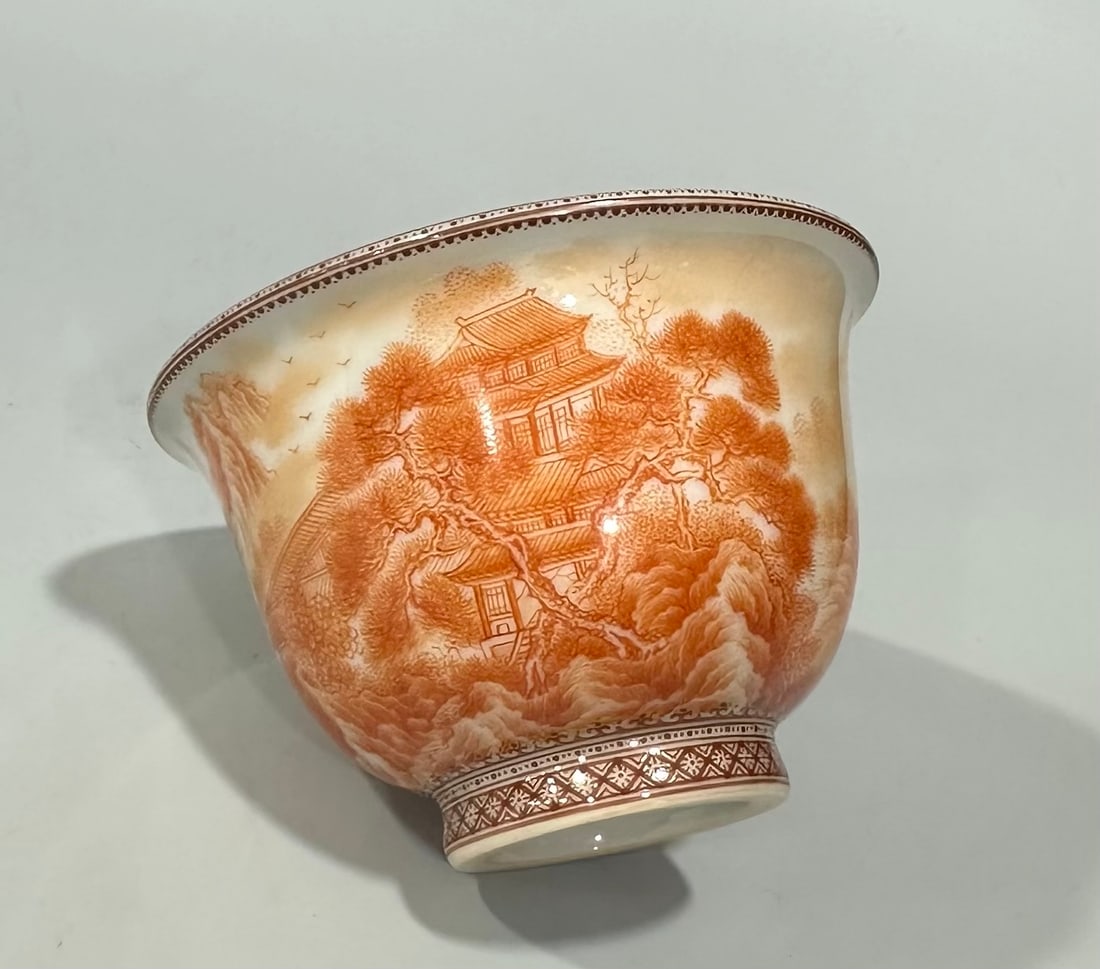 An Exquisite Iron-Red Landscape Pattern Cup - 6