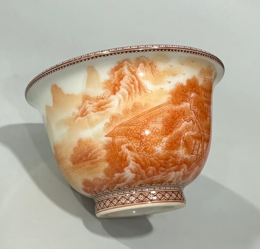 An Exquisite Iron-Red Landscape Pattern Cup - 8