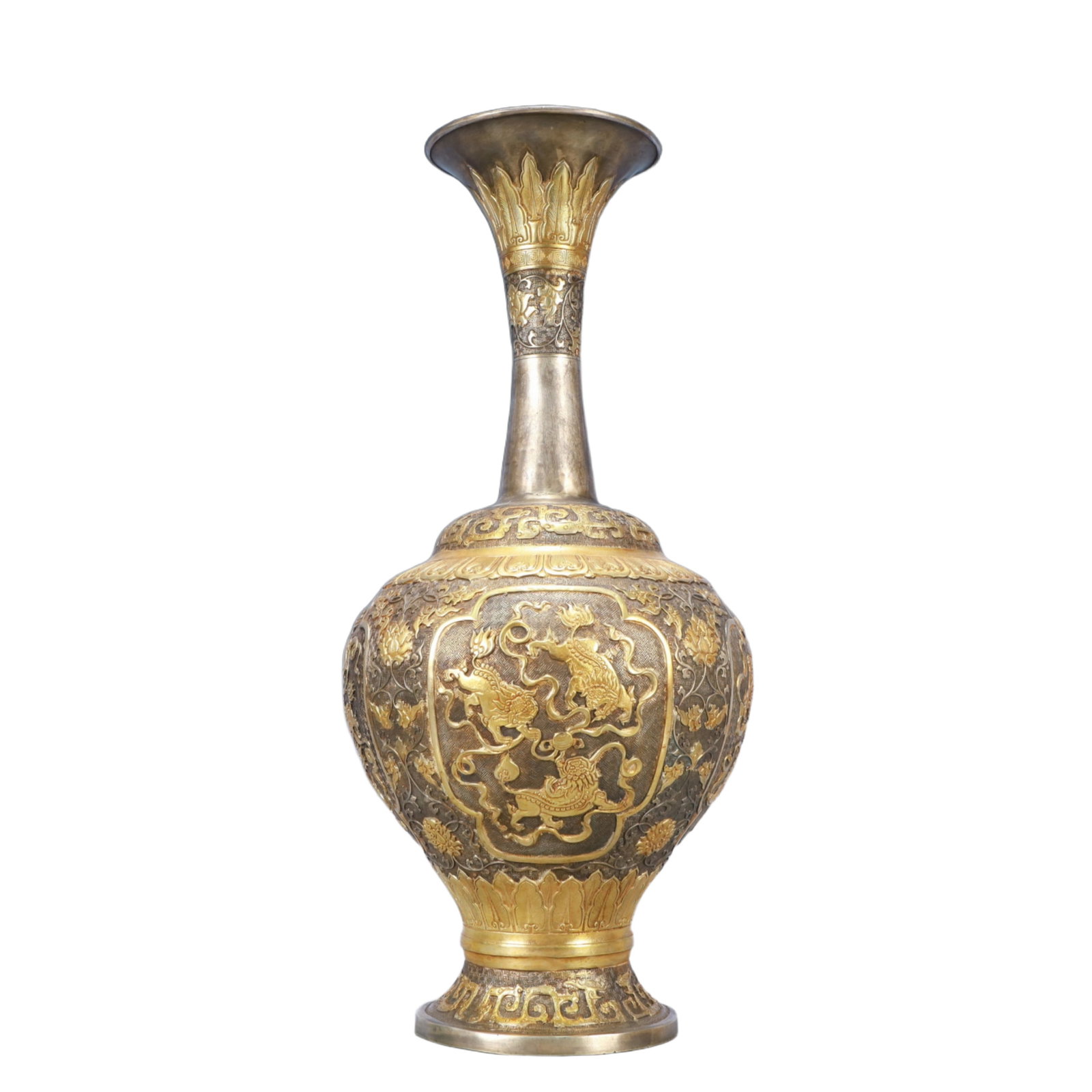 A Huge Gilt Silver Lion Pattern Vase - 5