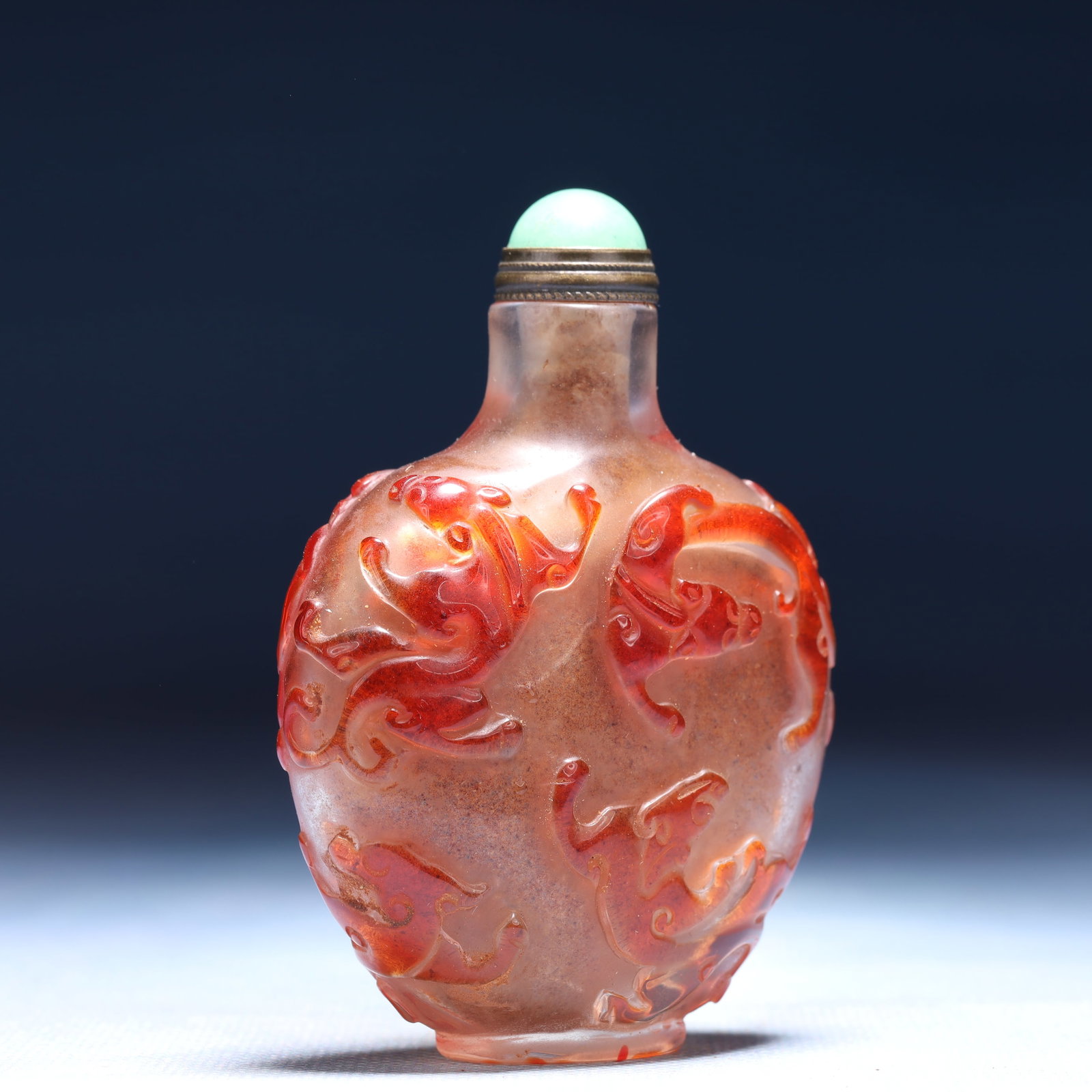 An Exquisite Glass Chi-Dragon Pattern Snuff Bottle - 3