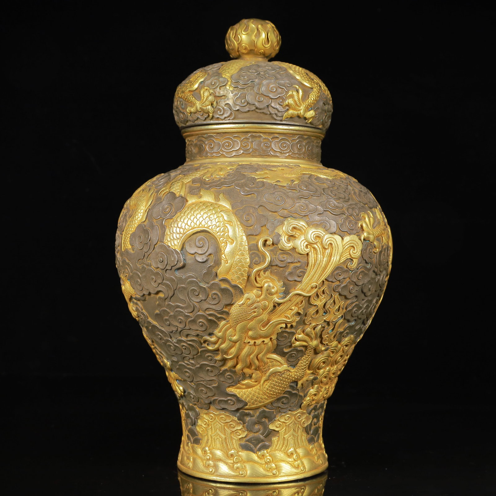 An Exquisite Gilt Silver Dragon Pattern Cover Jar - 5