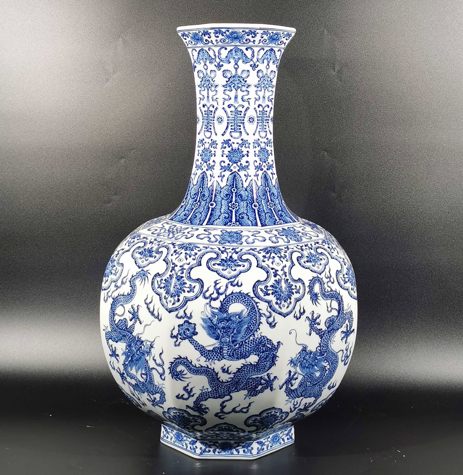A Huge Blue and White Lotus and Dragon Pattern Vase: A Huge Blue and White Lotus and Dragon Pattern Vase,Qing Dynasty, China,Yongzheng Six-character Mark,Size:22inx6.4inx13.4in 青花缠枝莲龙纹瓶,中