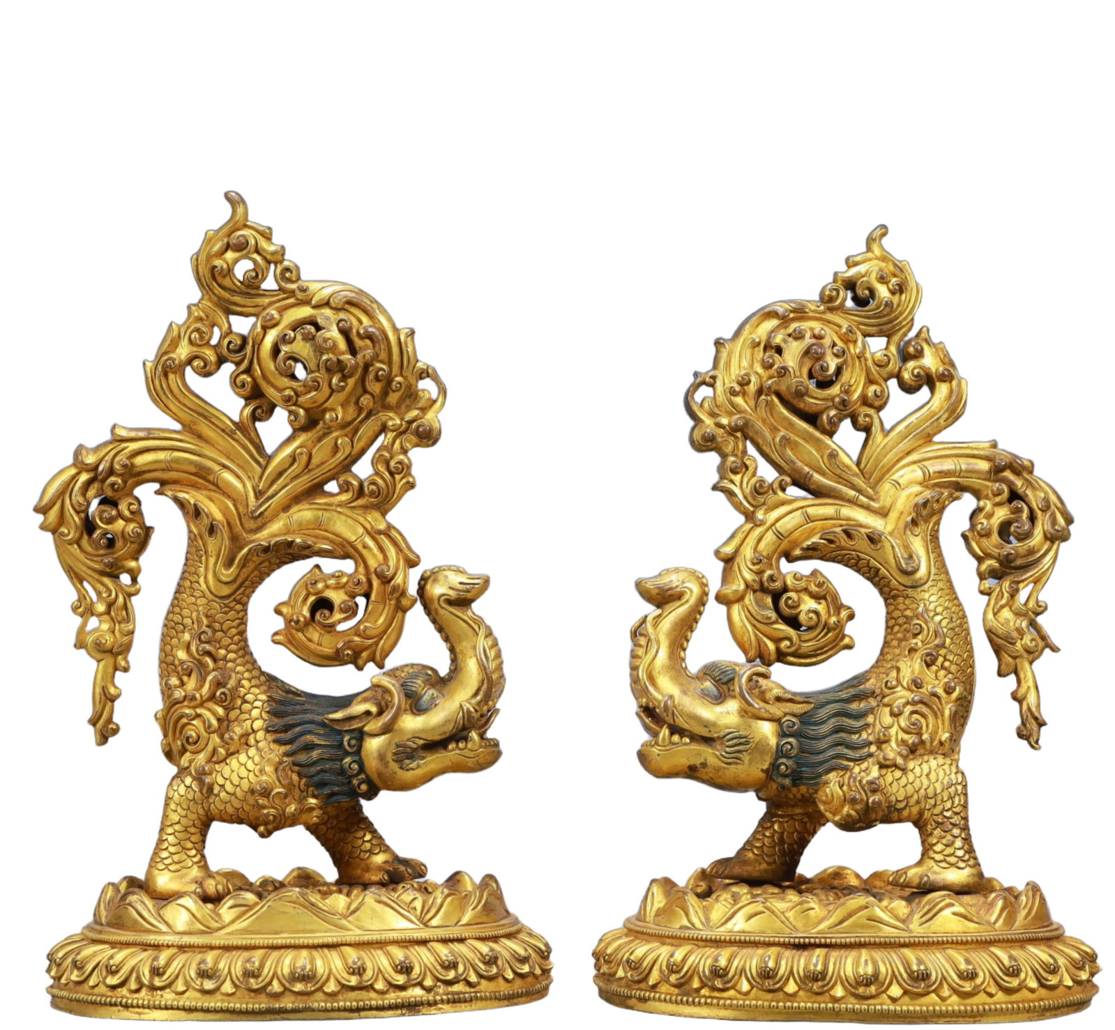 A Pair of Exquisite Gilt Bronze Auspicious Beast Ornaments (1 of 14)