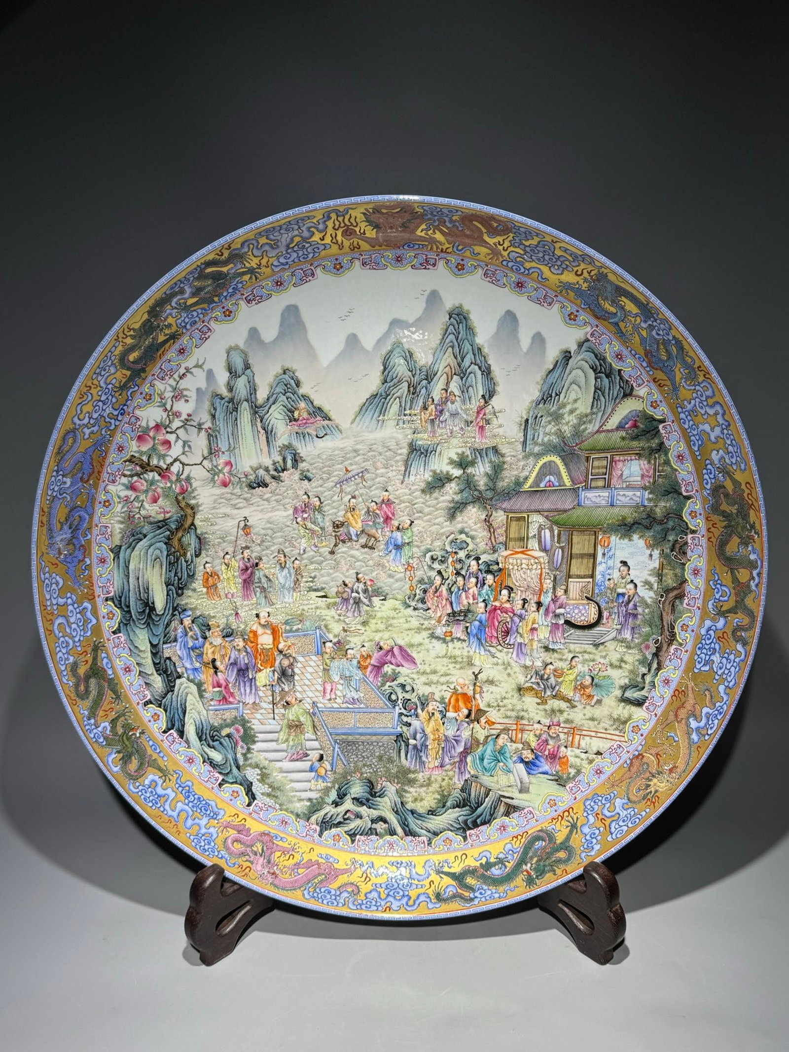A Huge Enamel Gold Ground Landscape??Figure and Dragon Pattern Plate: A Huge Enamel Gold Ground Landscape,Figure and Dragon Pattern Plate,Qing Dynasty,China,Qianlong 款,Size:23.6in 珐琅彩金地山水人物龙