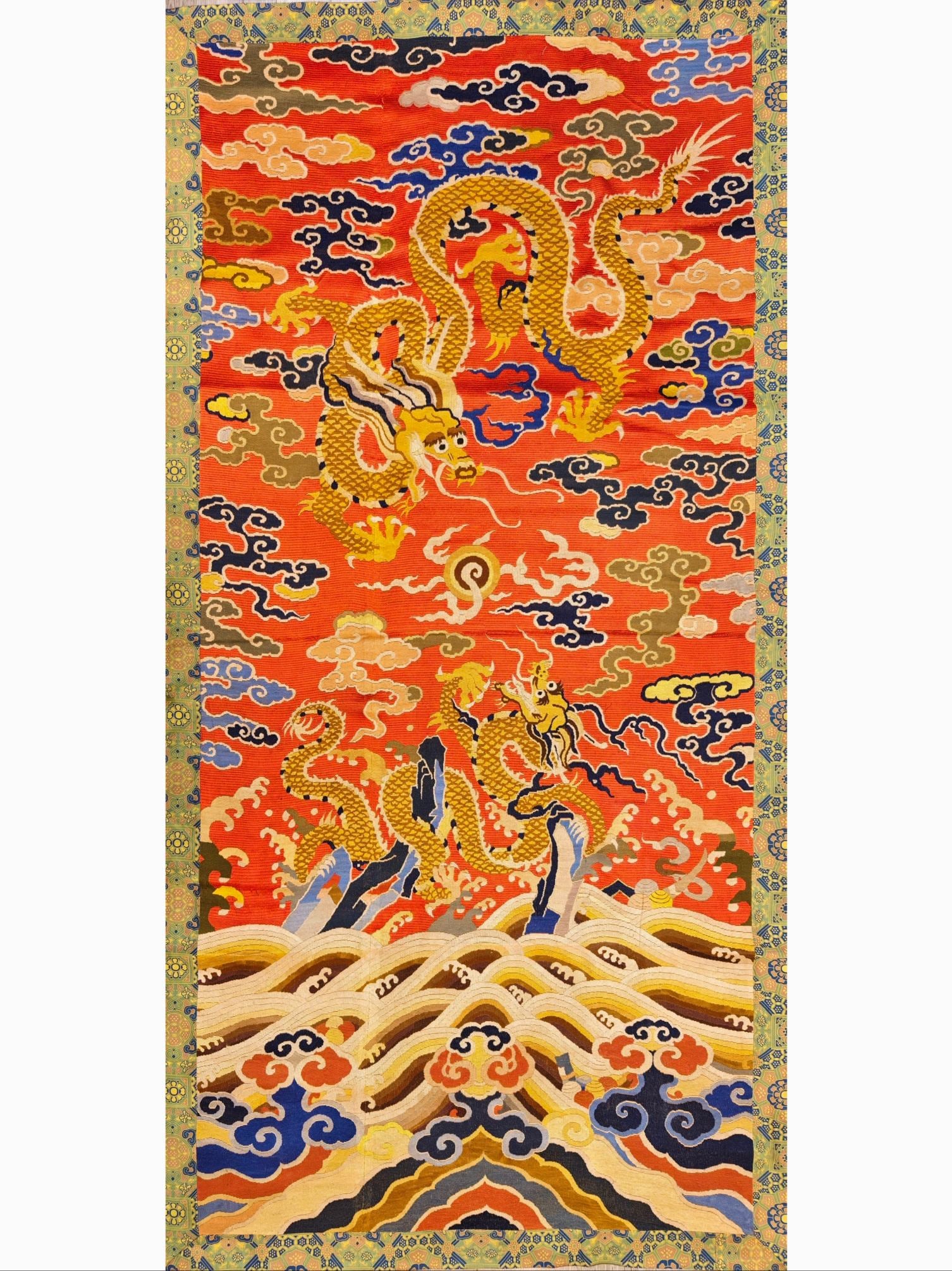 Nasha embroidery with two dragons playing with beads (1 of 8)